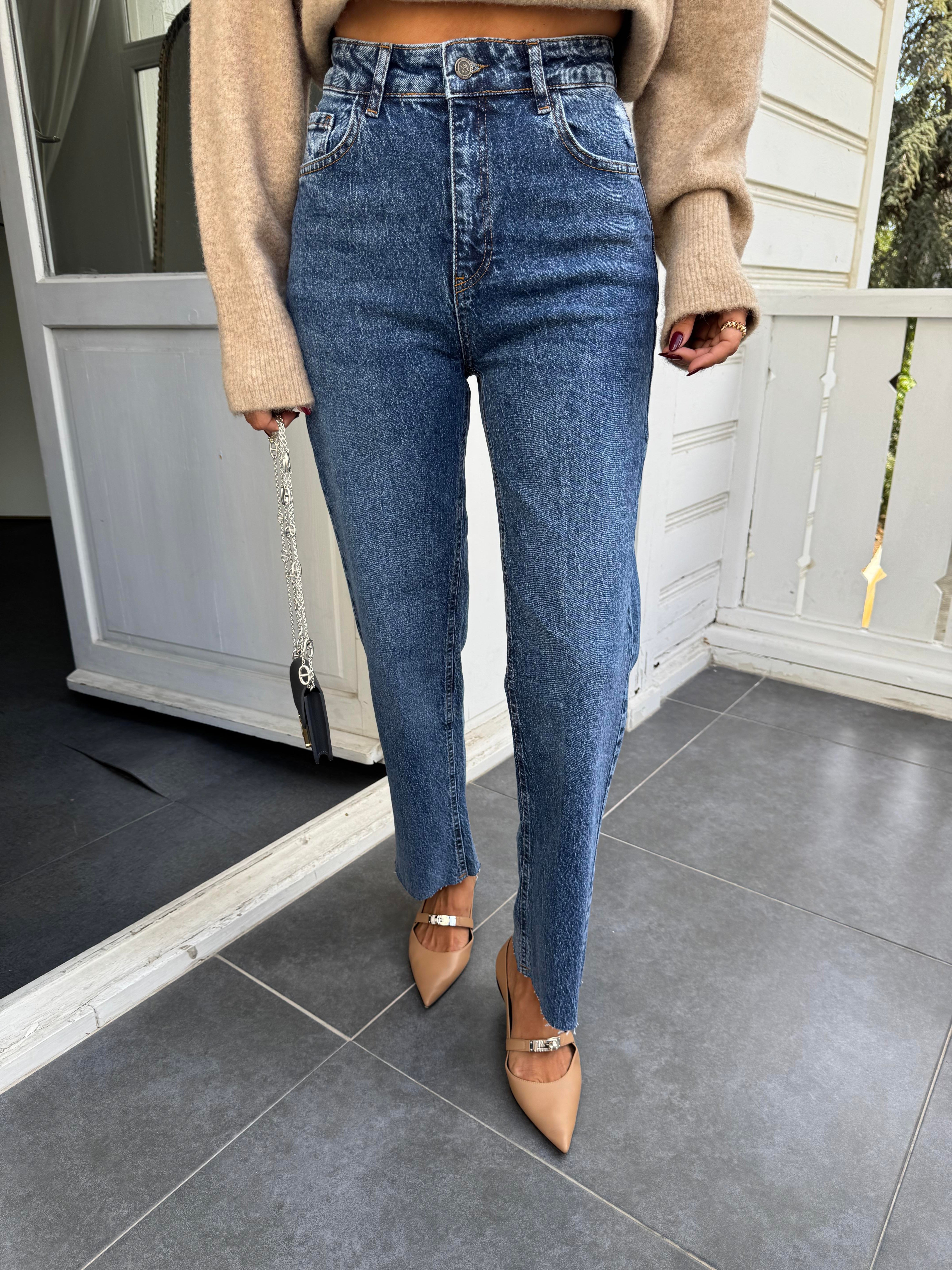 Hafif Eskitmeli Yıkamalı Düz Kesim Jean Pantolon