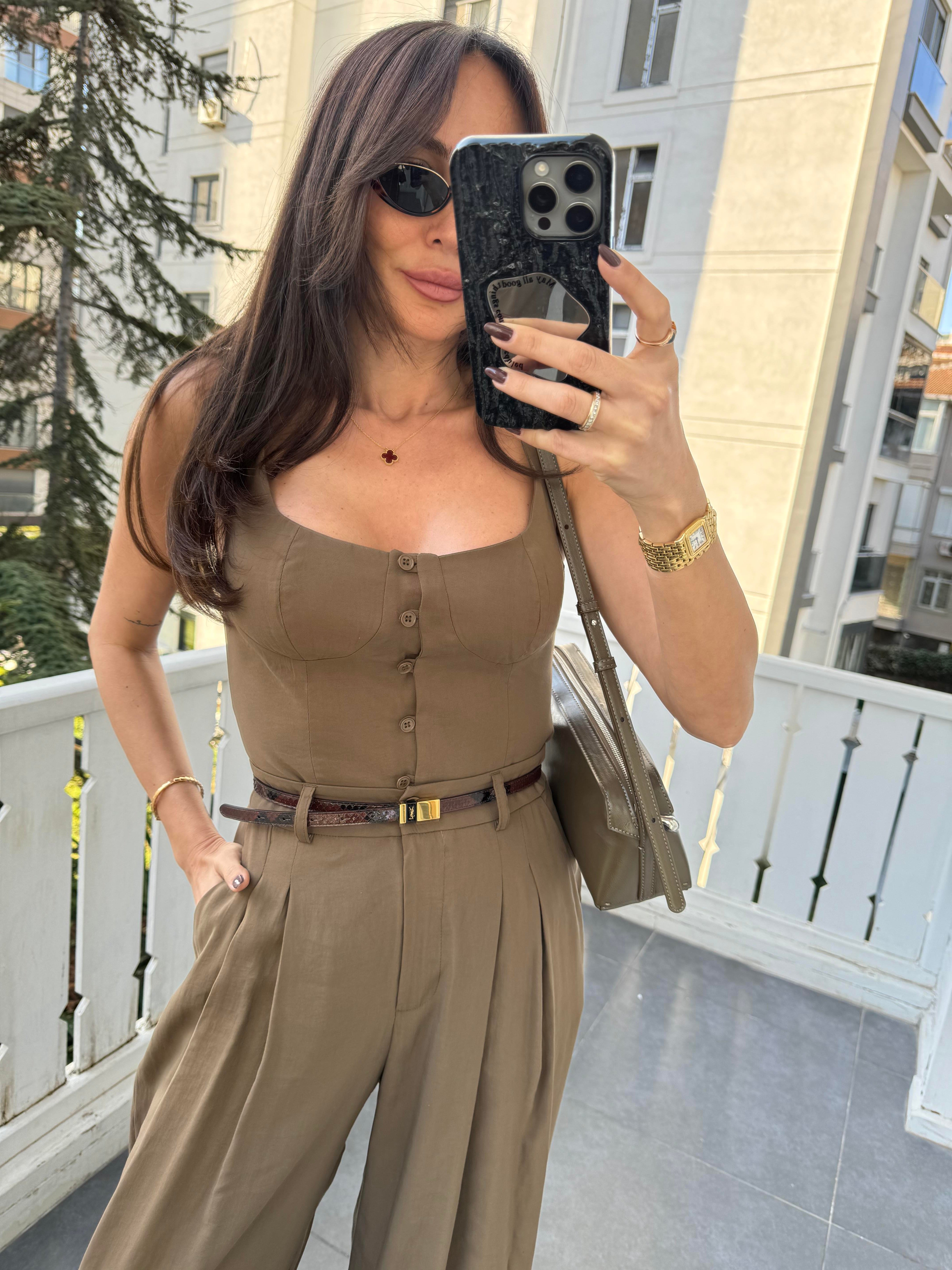 Kahve Düğme Detaylı Büstiyer Yelek