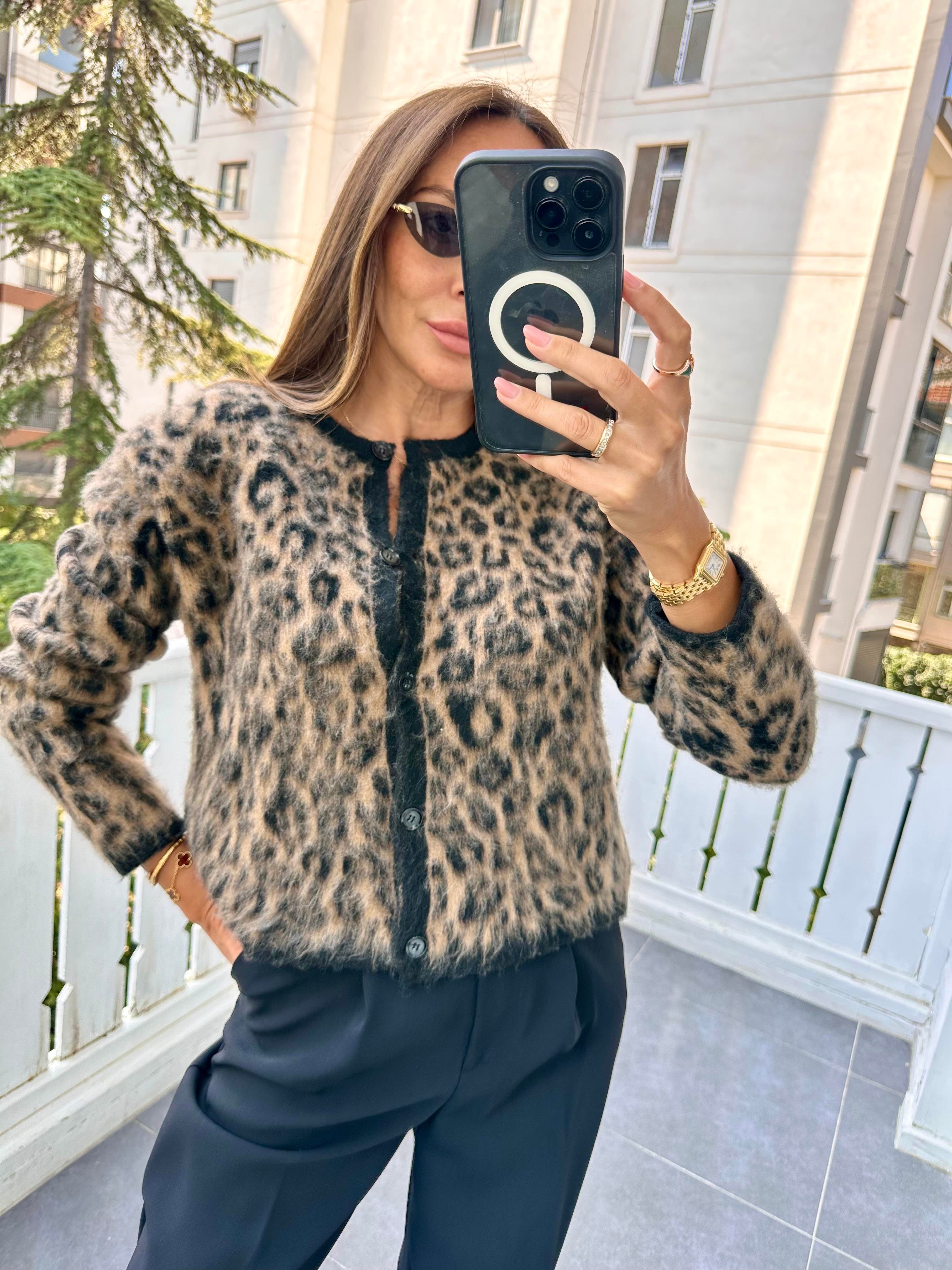 Kahve Leopar Sakallı Triko Hırka
