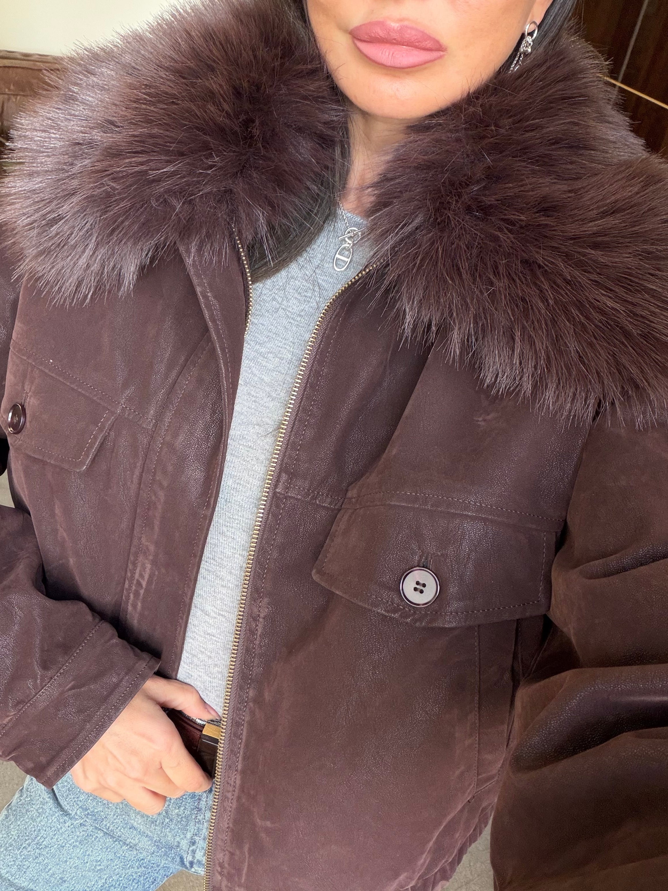 Kahve Önden Cepli Yakası Kürklü Ceket