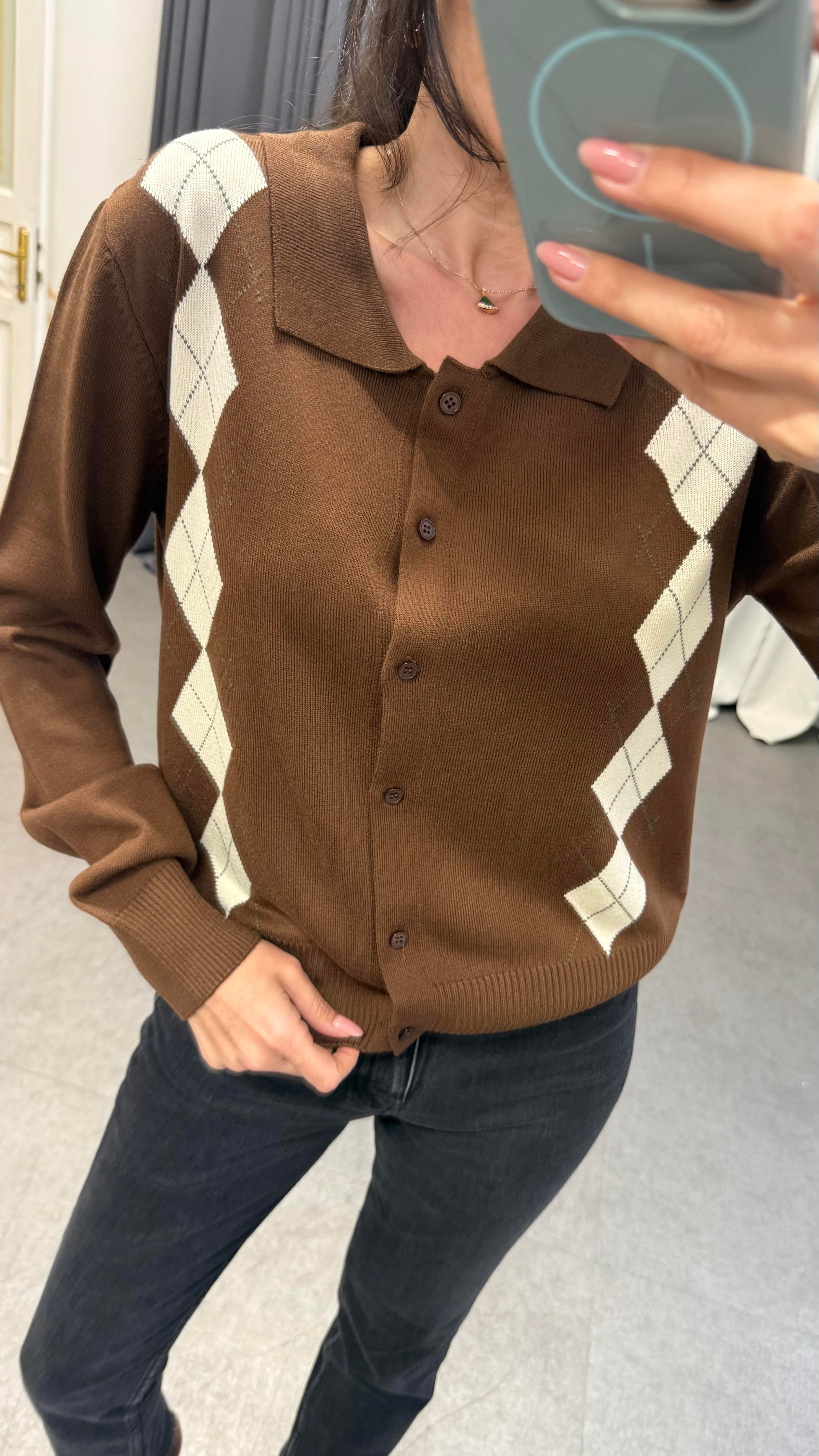 Kahverengi Baklava Desen Hırka