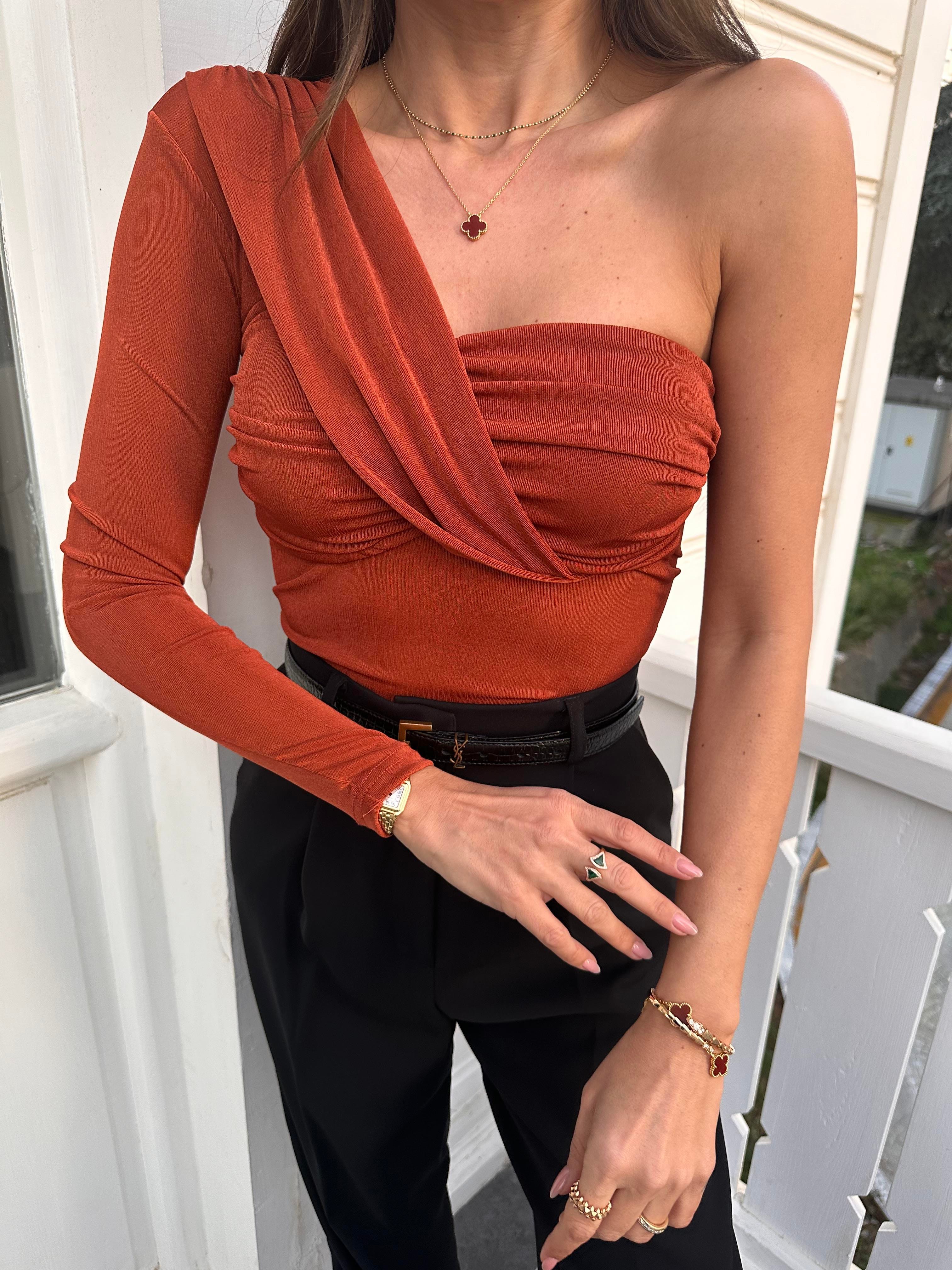 Kiremit Tek Kol Drapeli Bluz