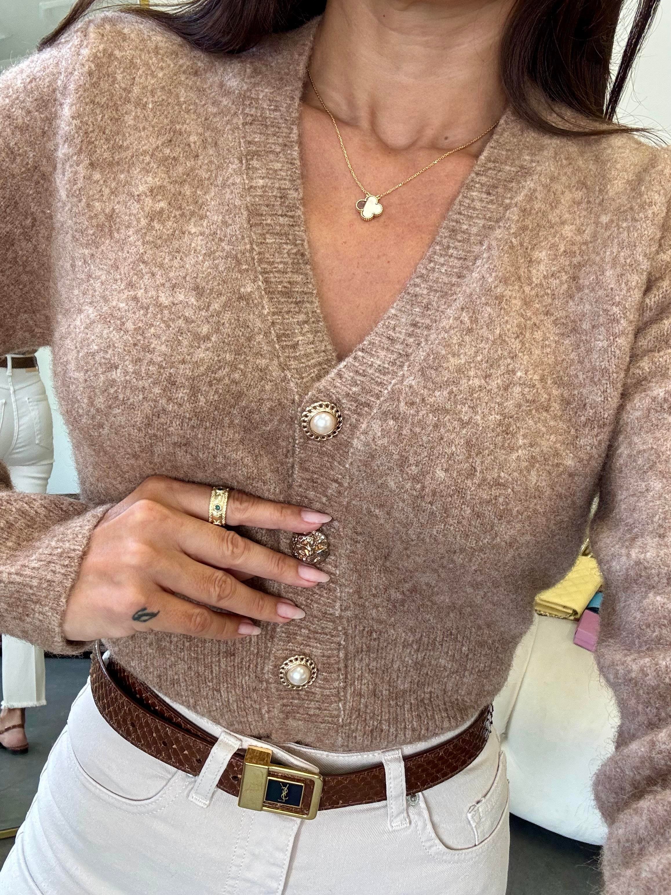 Koyu Bej Melanj V Yaka Düğmeli Triko Hırka