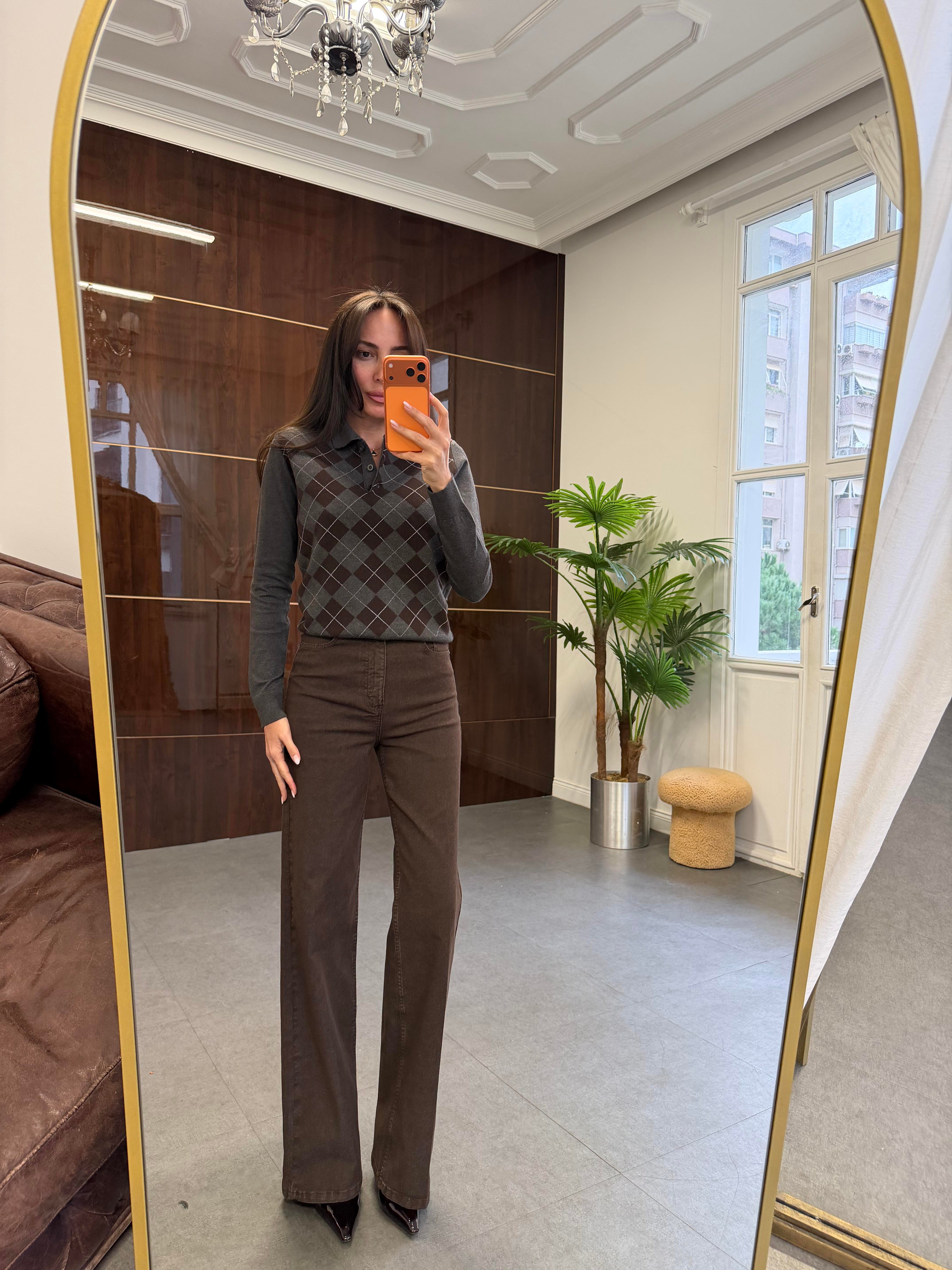 Koyu Gri Ekoseli Kazak