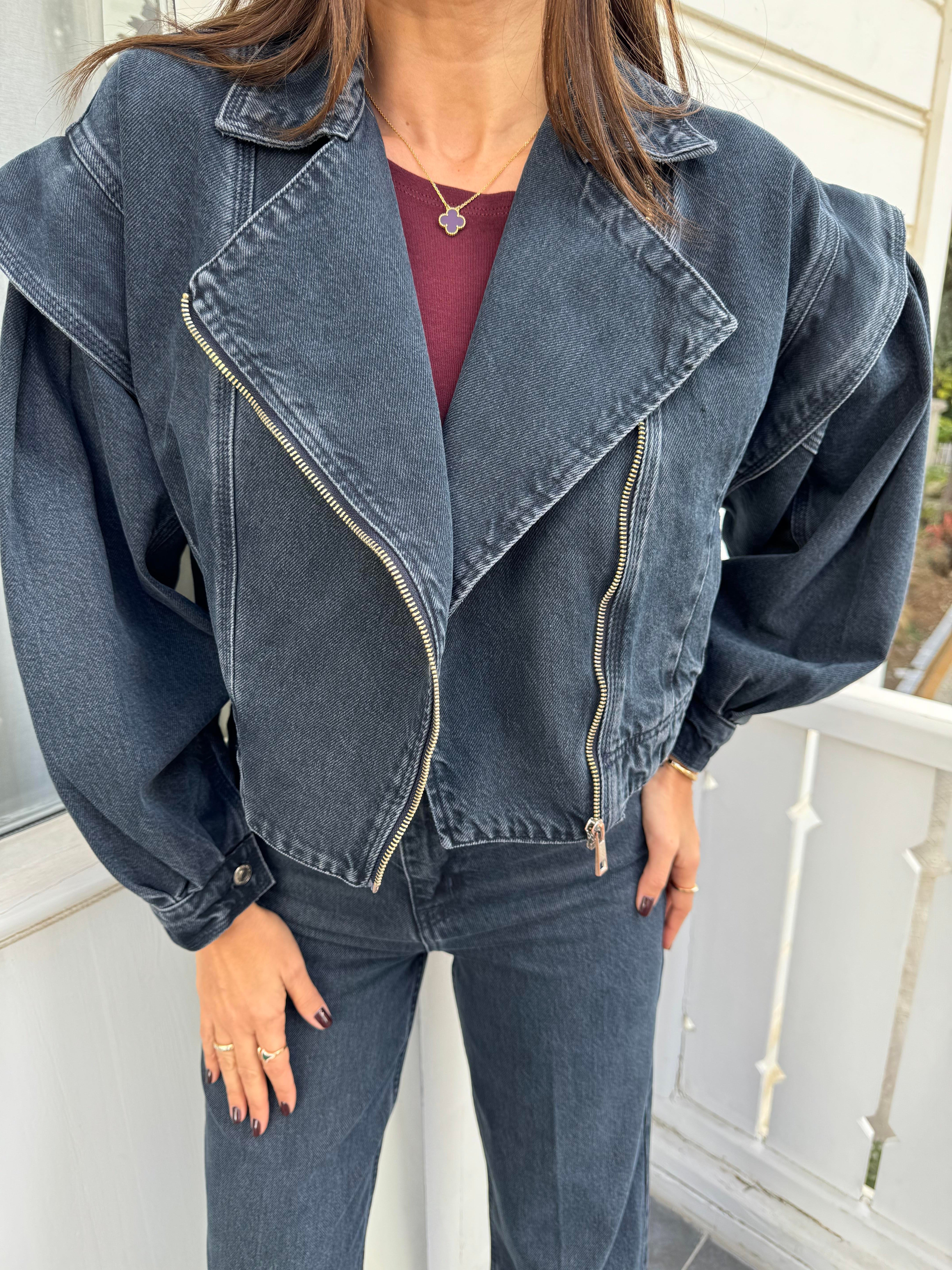 Koyu Mavi Kısa Denim Ceket