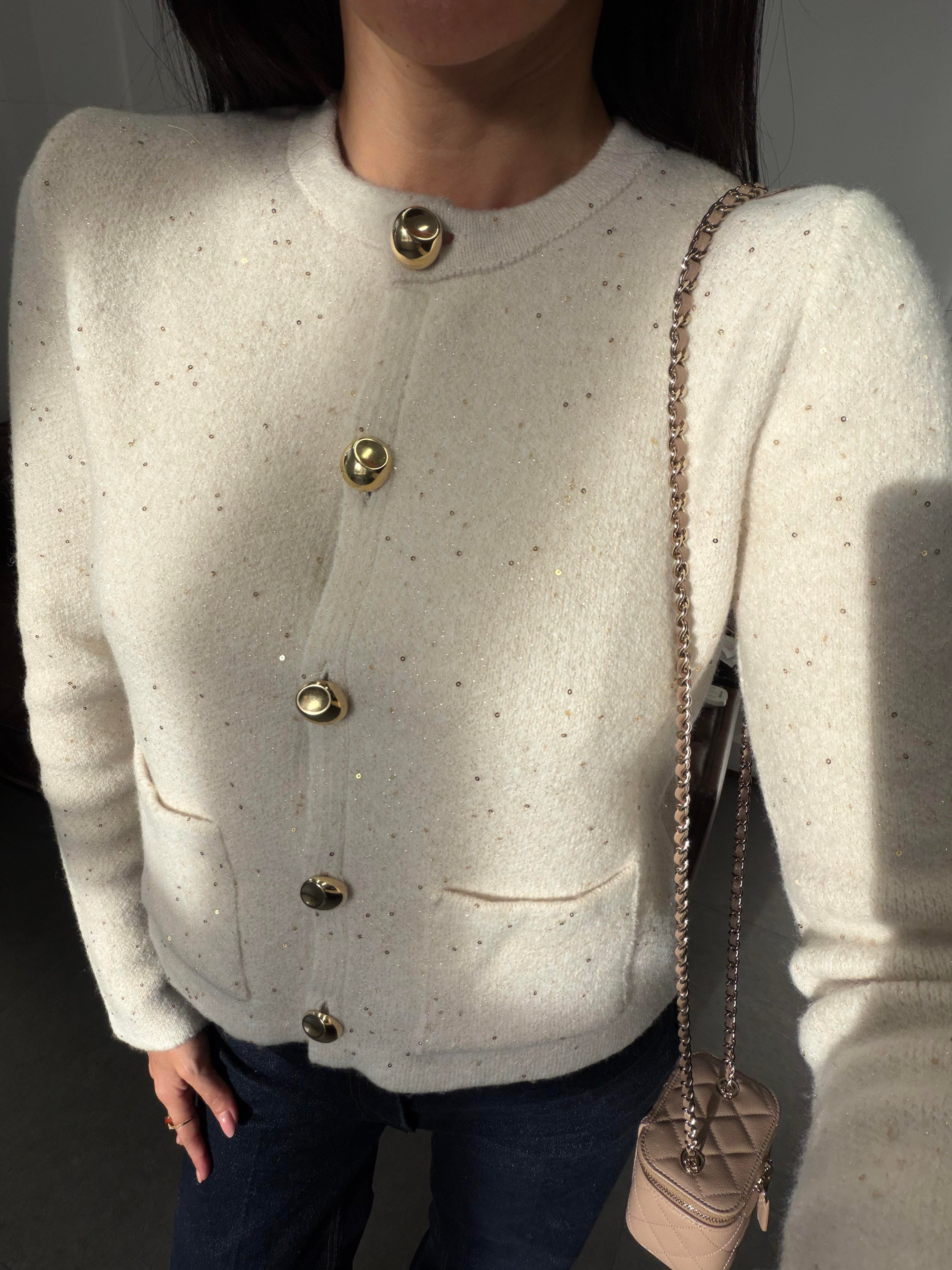 Krem Bisiklet Yaka Pullu Simli Düğmeli Triko Hırka