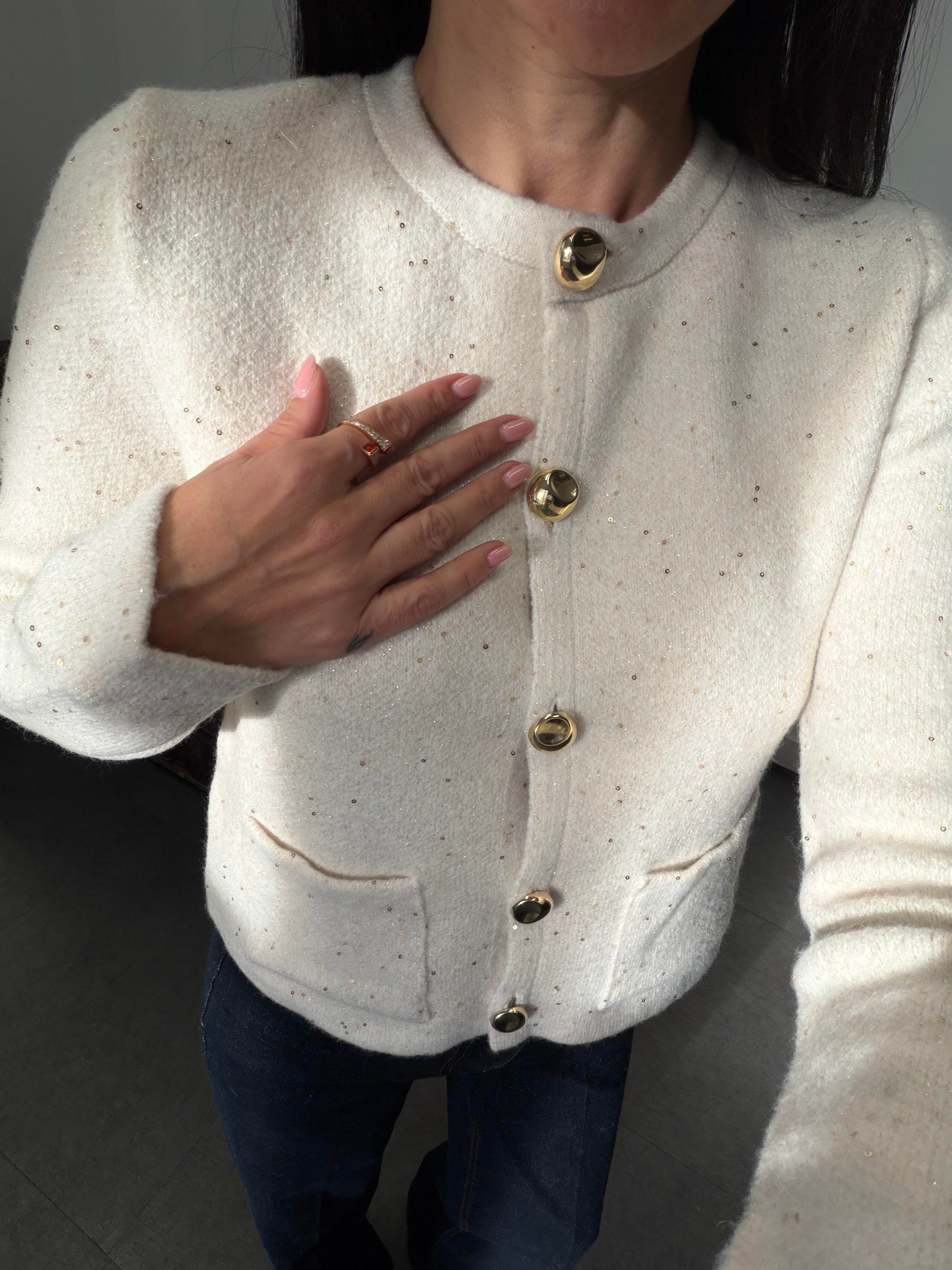 Krem Bisiklet Yaka Pullu Simli Düğmeli Triko Hırka