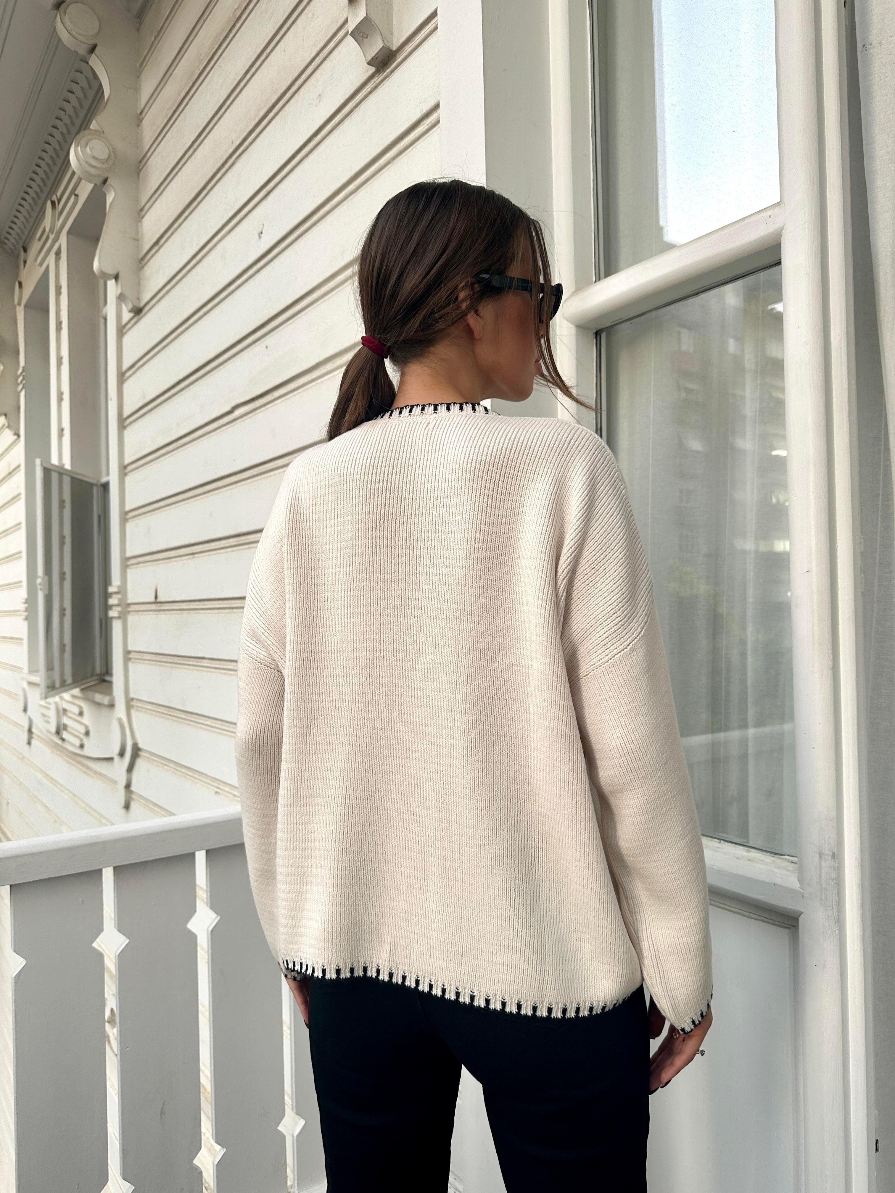 Krem Çoban Dikiş Kazak