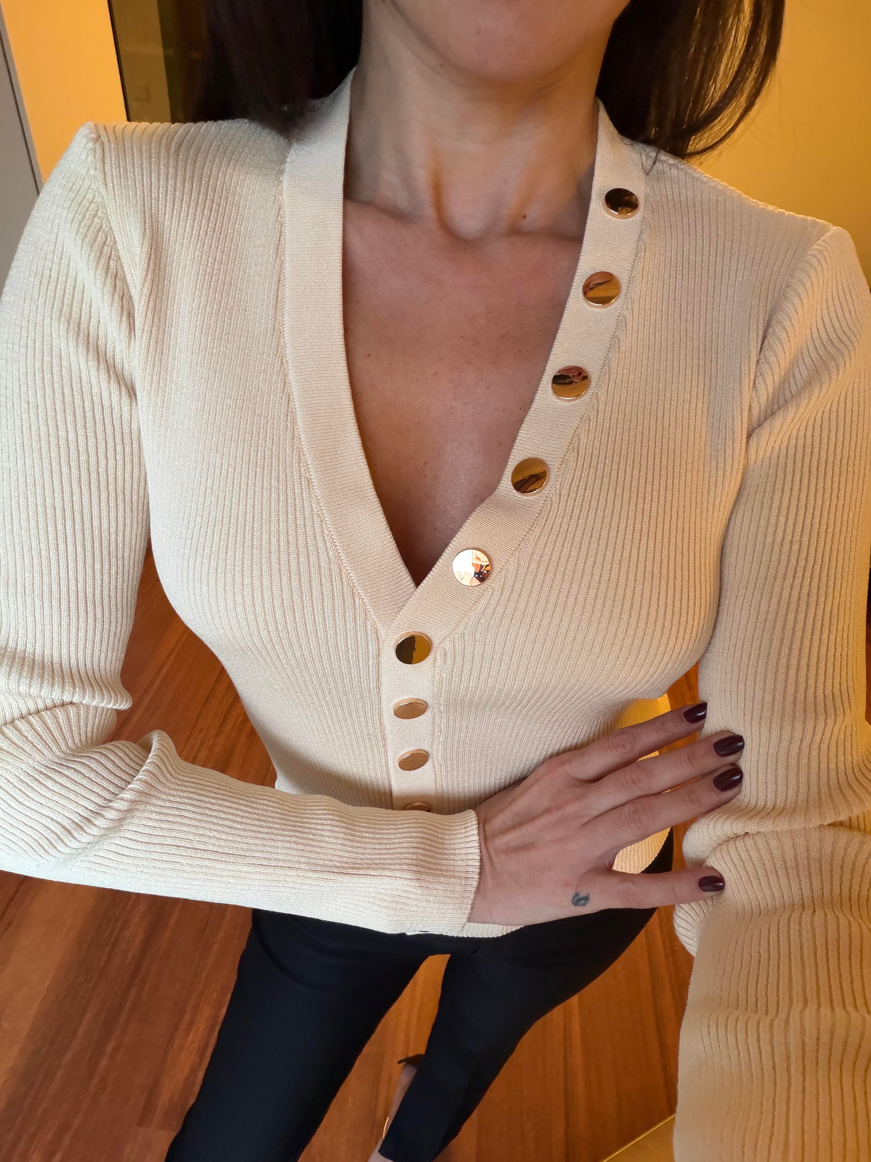 Krem Gold Düğmeli Kazak