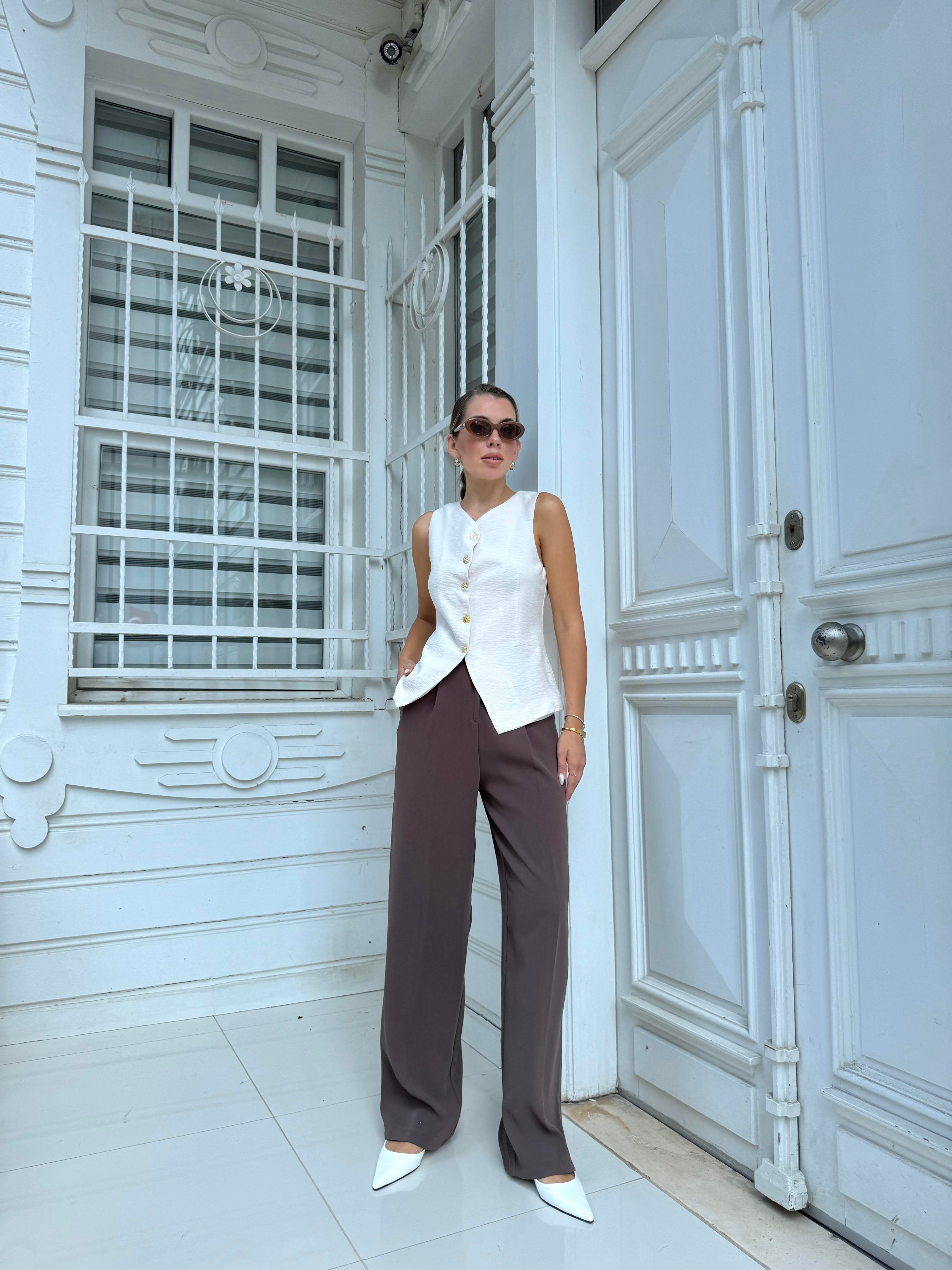 Krem Gold Düğmeli Yelek