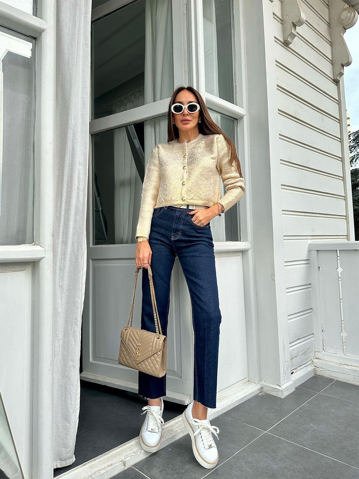 Krem-Gold Varaklı Düz Hırka