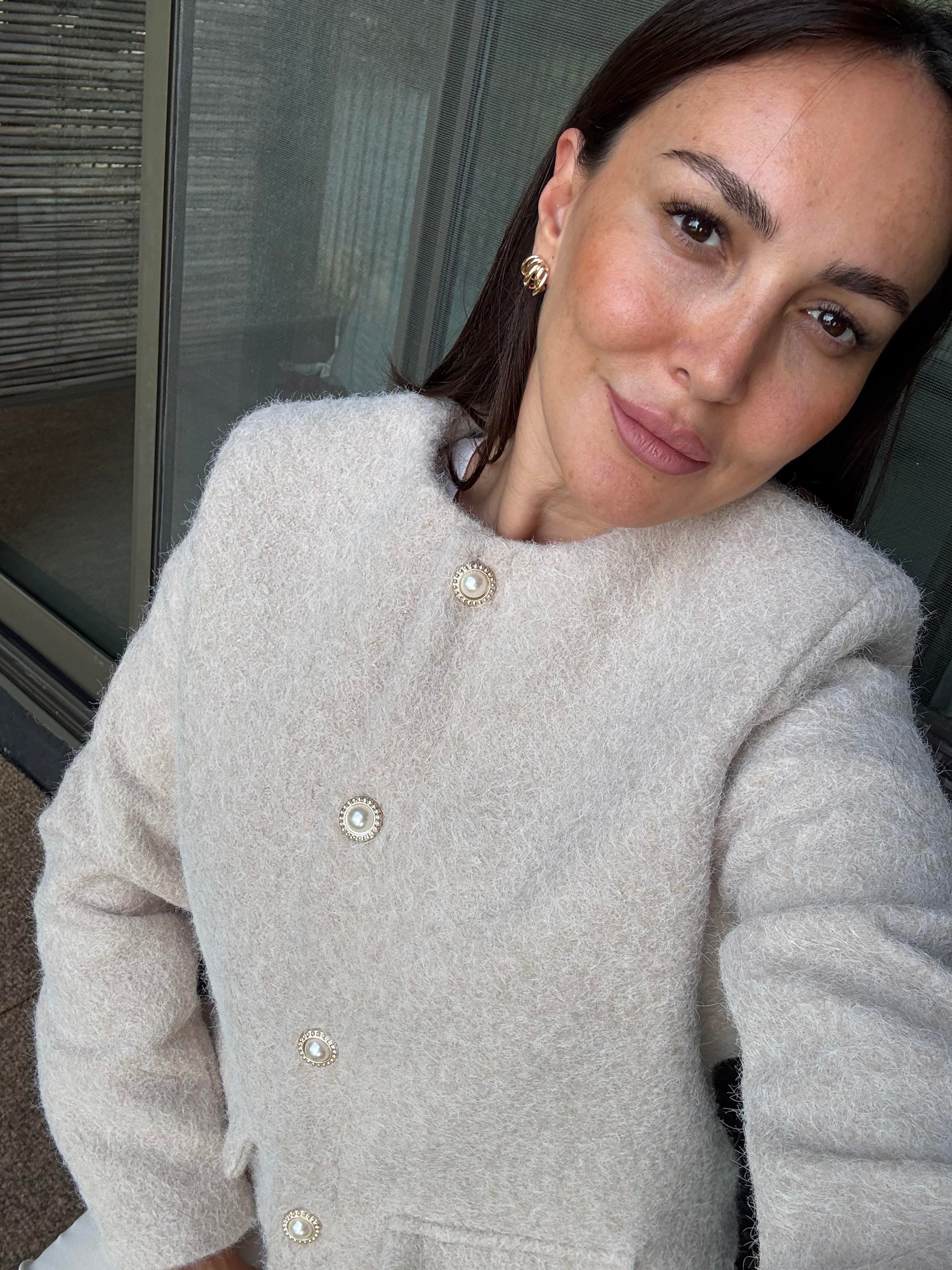 Krem İnci Düğmeli Astarlı Ceket