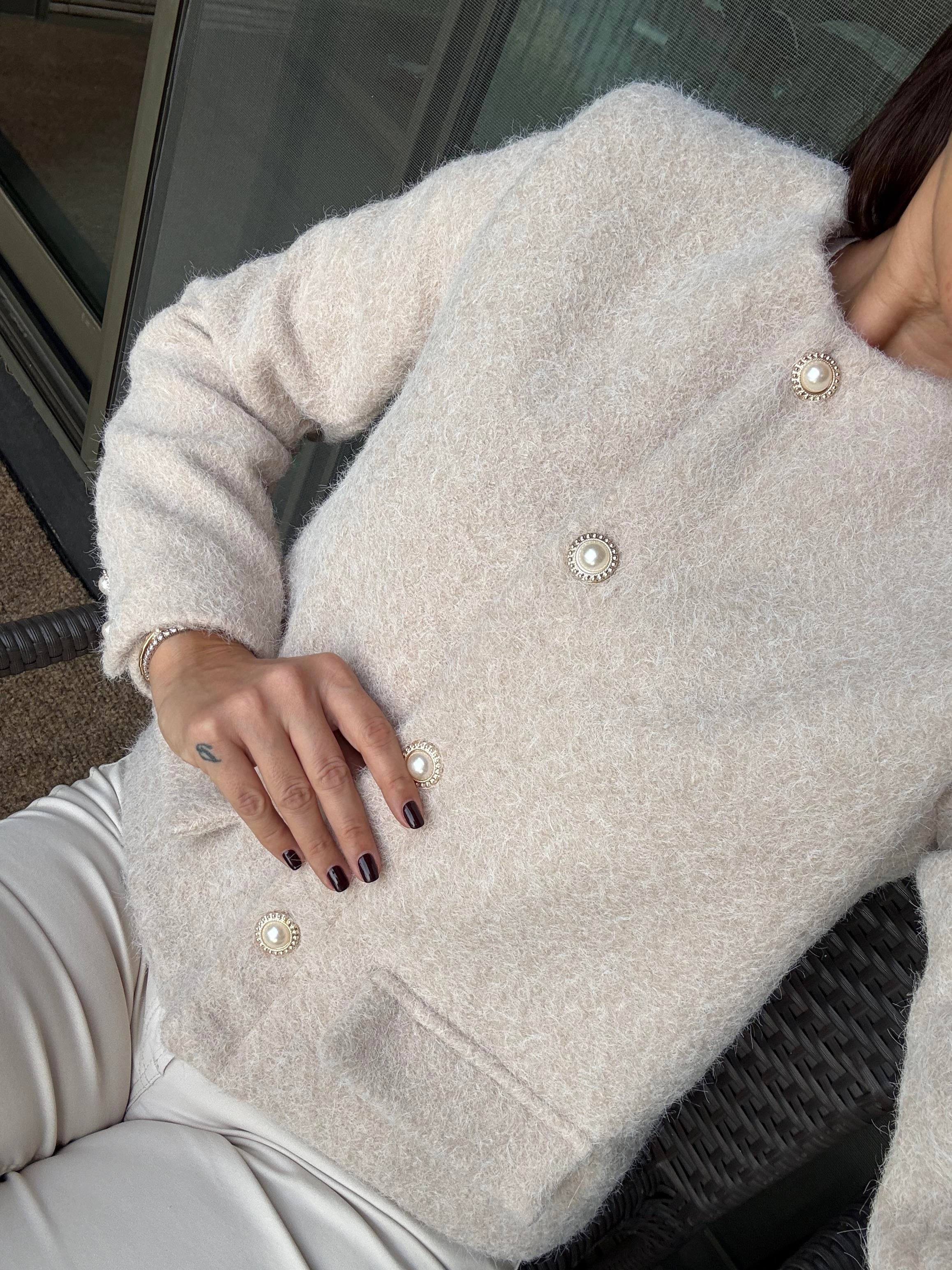 Krem İnci Düğmeli Astarlı Ceket