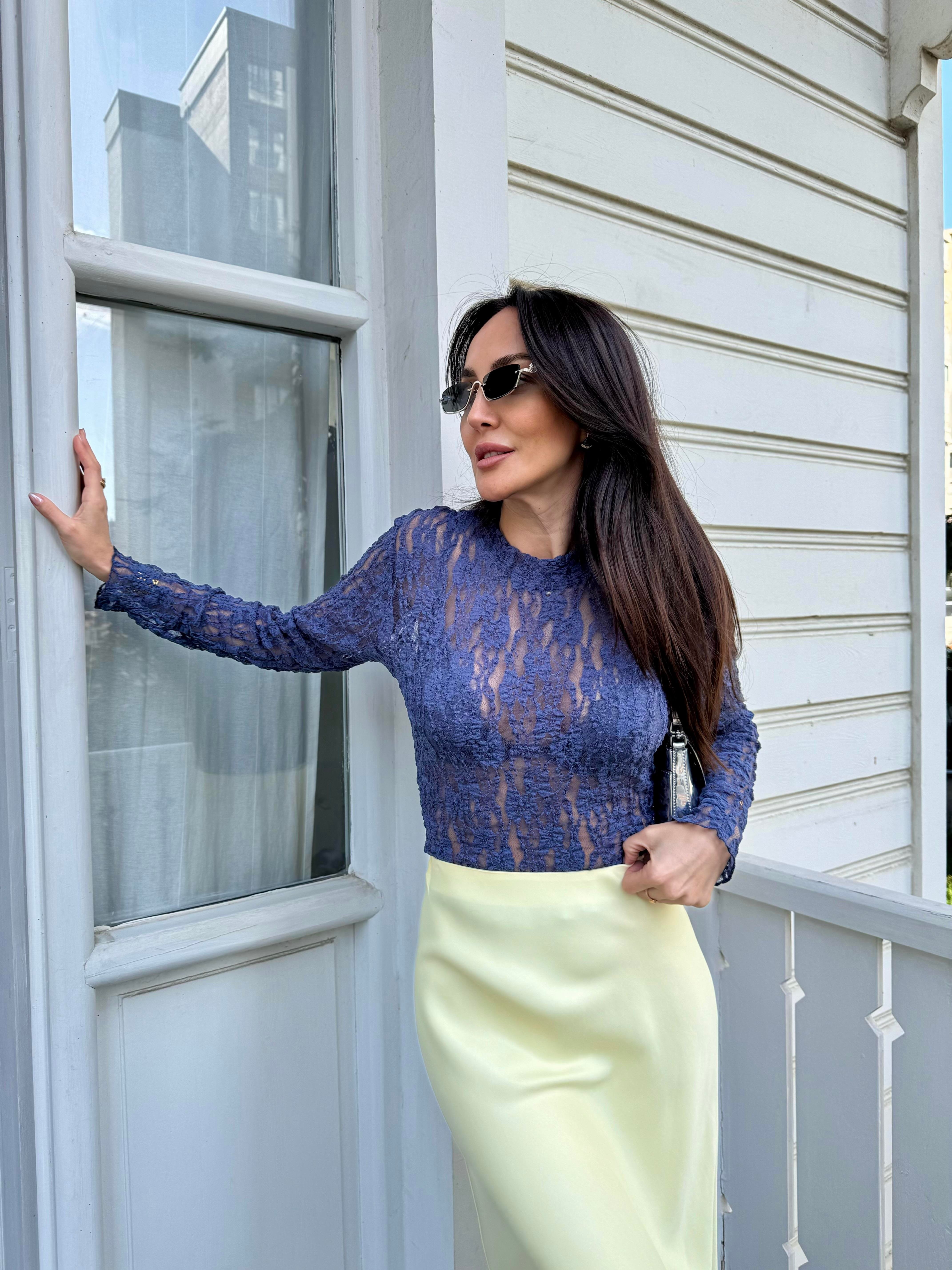 Lacivert Dantel Bluz