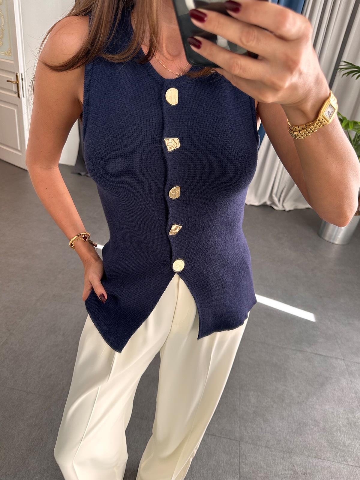 Lacivert Düğmeli Triko Yelek