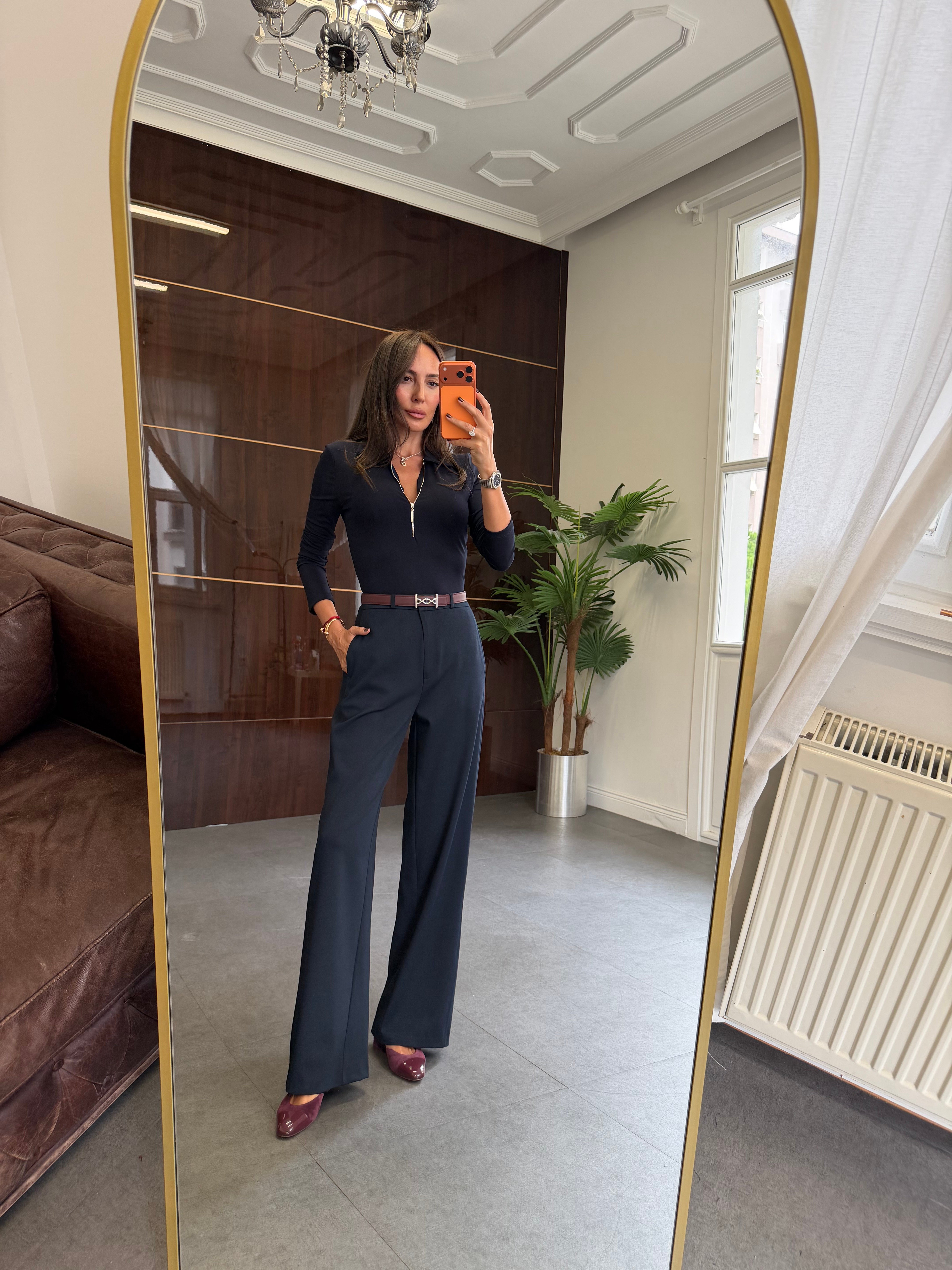 Lacivert Kancalı Wide Leg Kumaş Pantolon