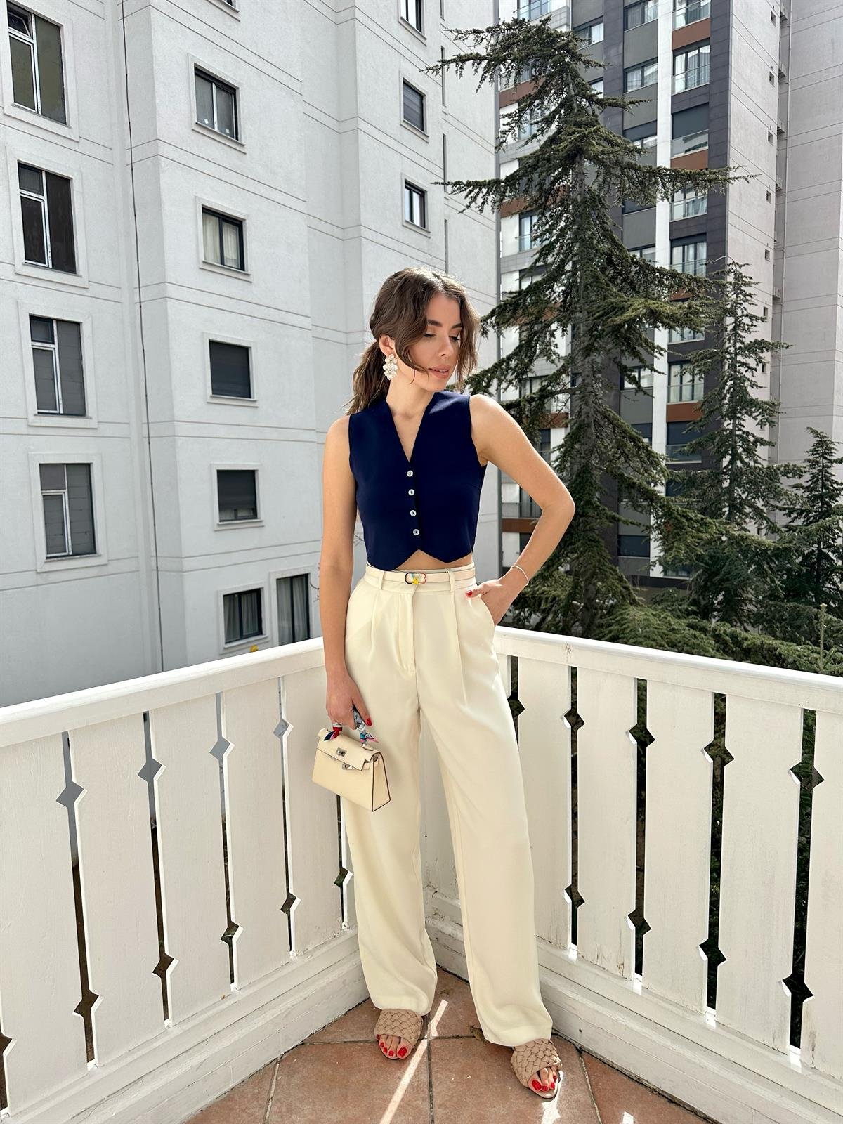 Lacivert  Sedef Düğmeli Bluz