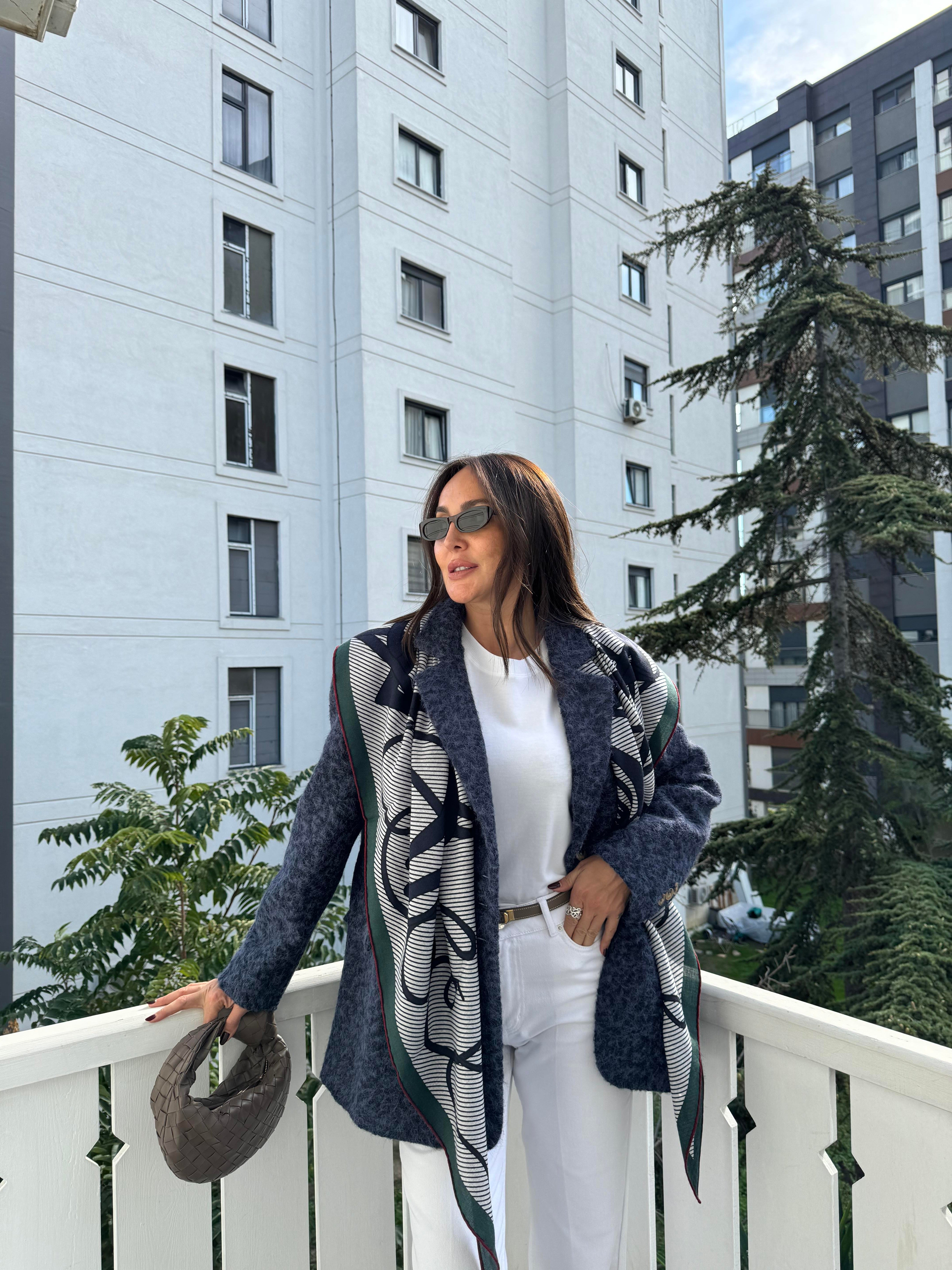 Lacivert Yalancı Cepli Kırçıllı Ceket