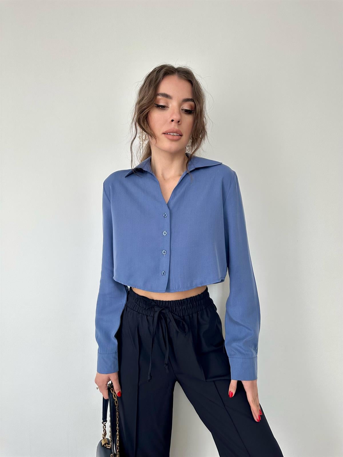 Mavi  Önü Düğmeli Kısa Gömlek