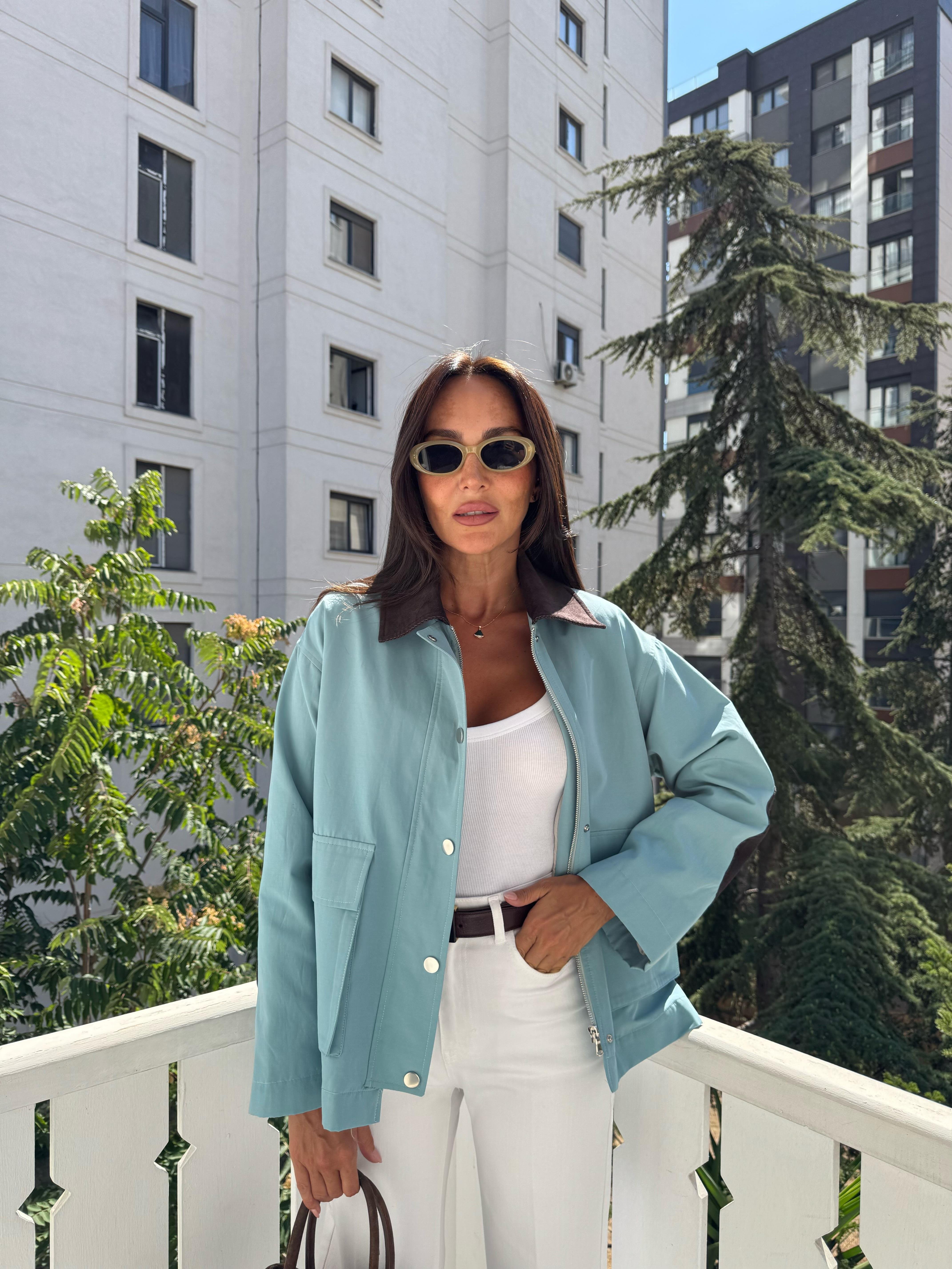 Mint Yeşil 2 Cepli Yakalı Ceket