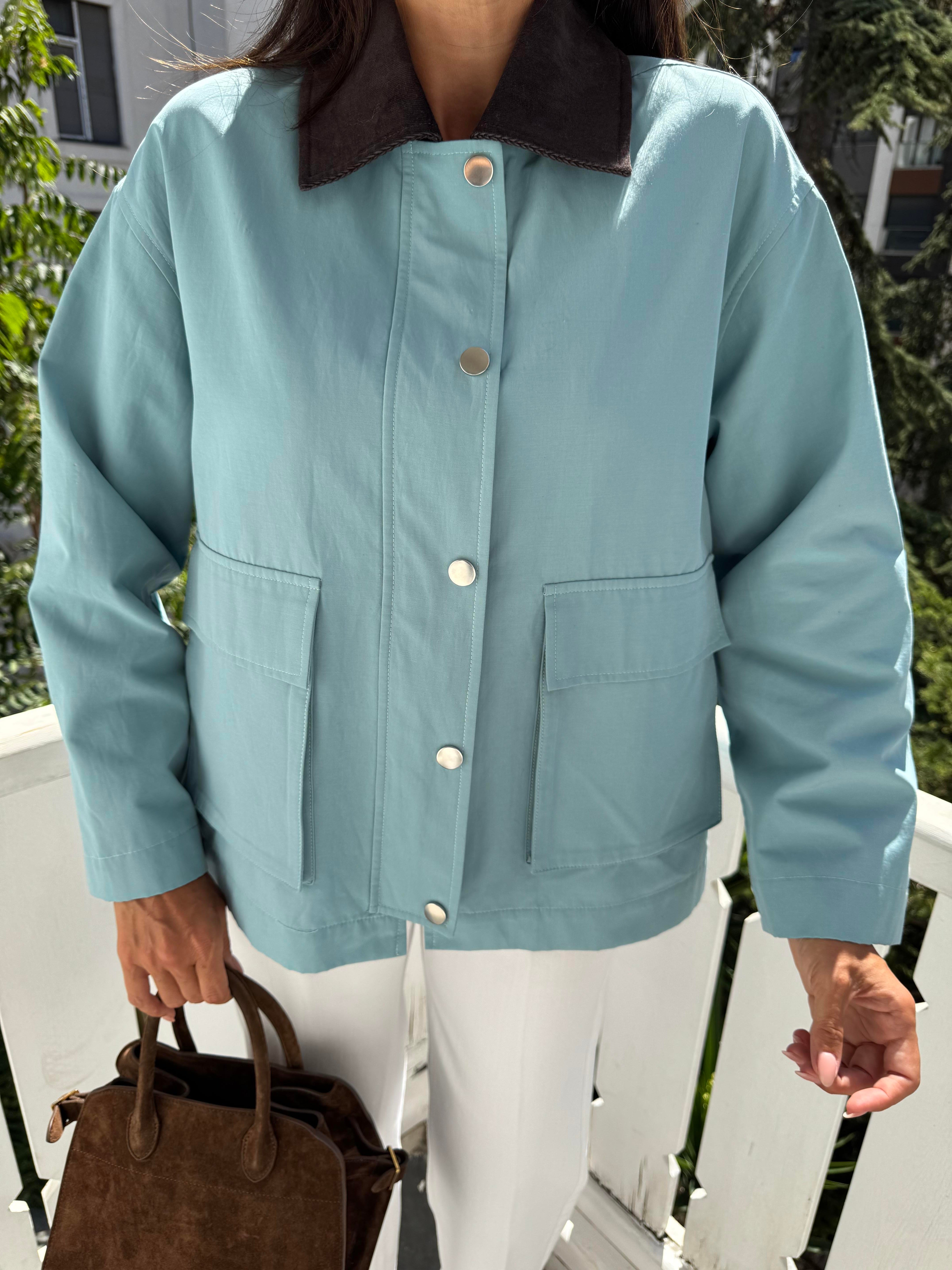 Mint Yeşil 2 Cepli Yakalı Ceket