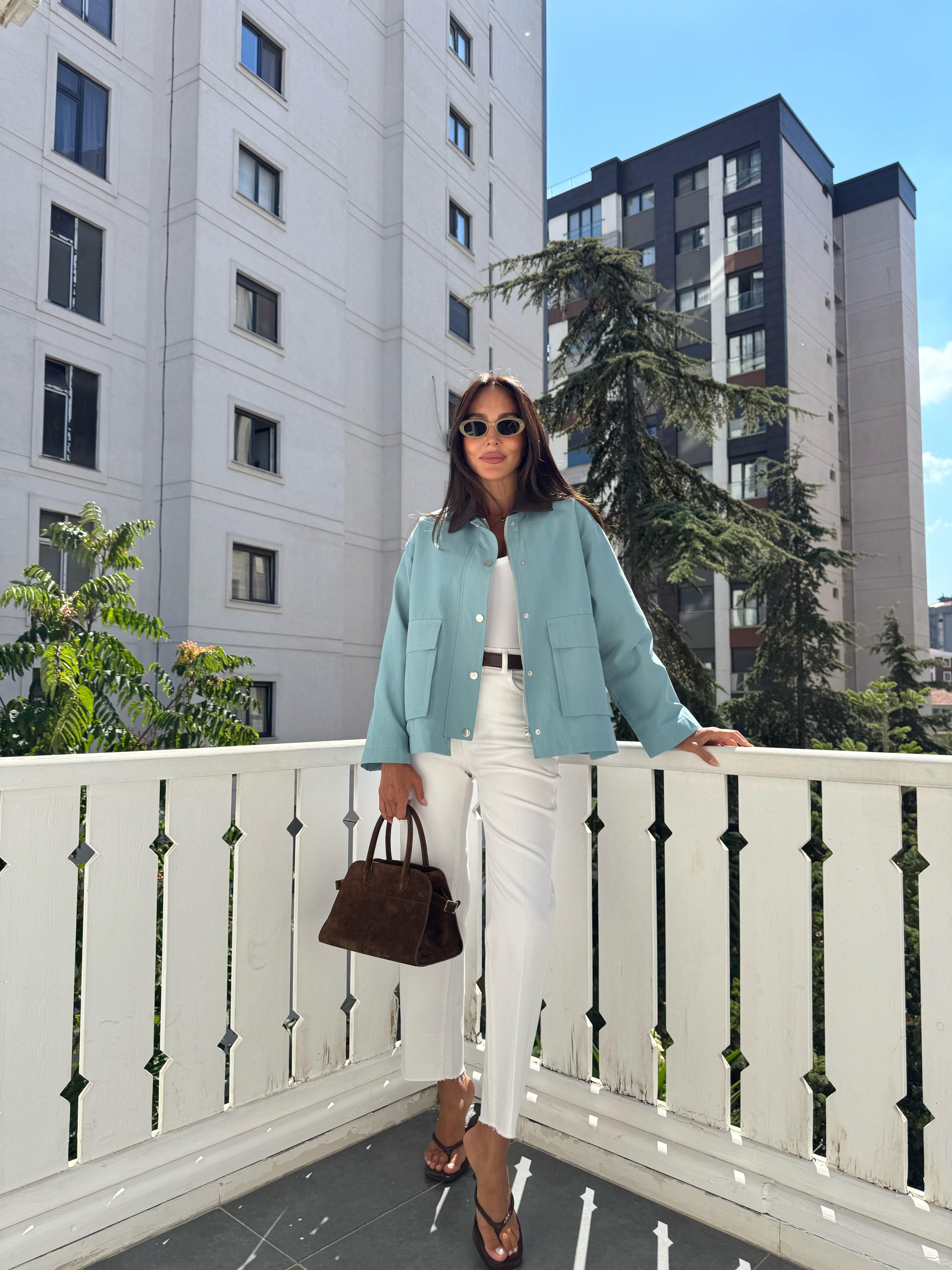 Mint Yeşil 2 Cepli Yakalı Ceket