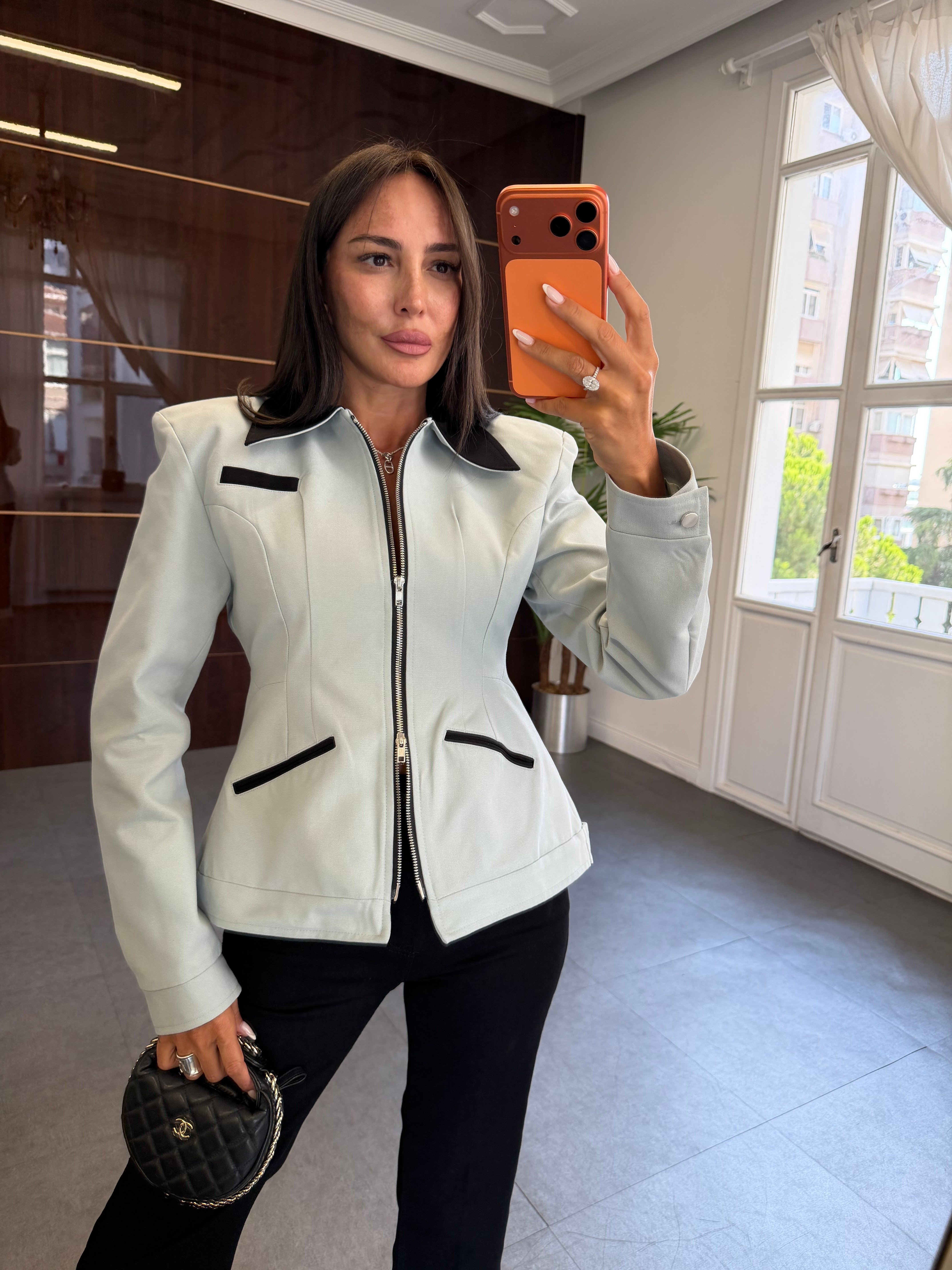 Mint Yeşil Flatolu Ceket