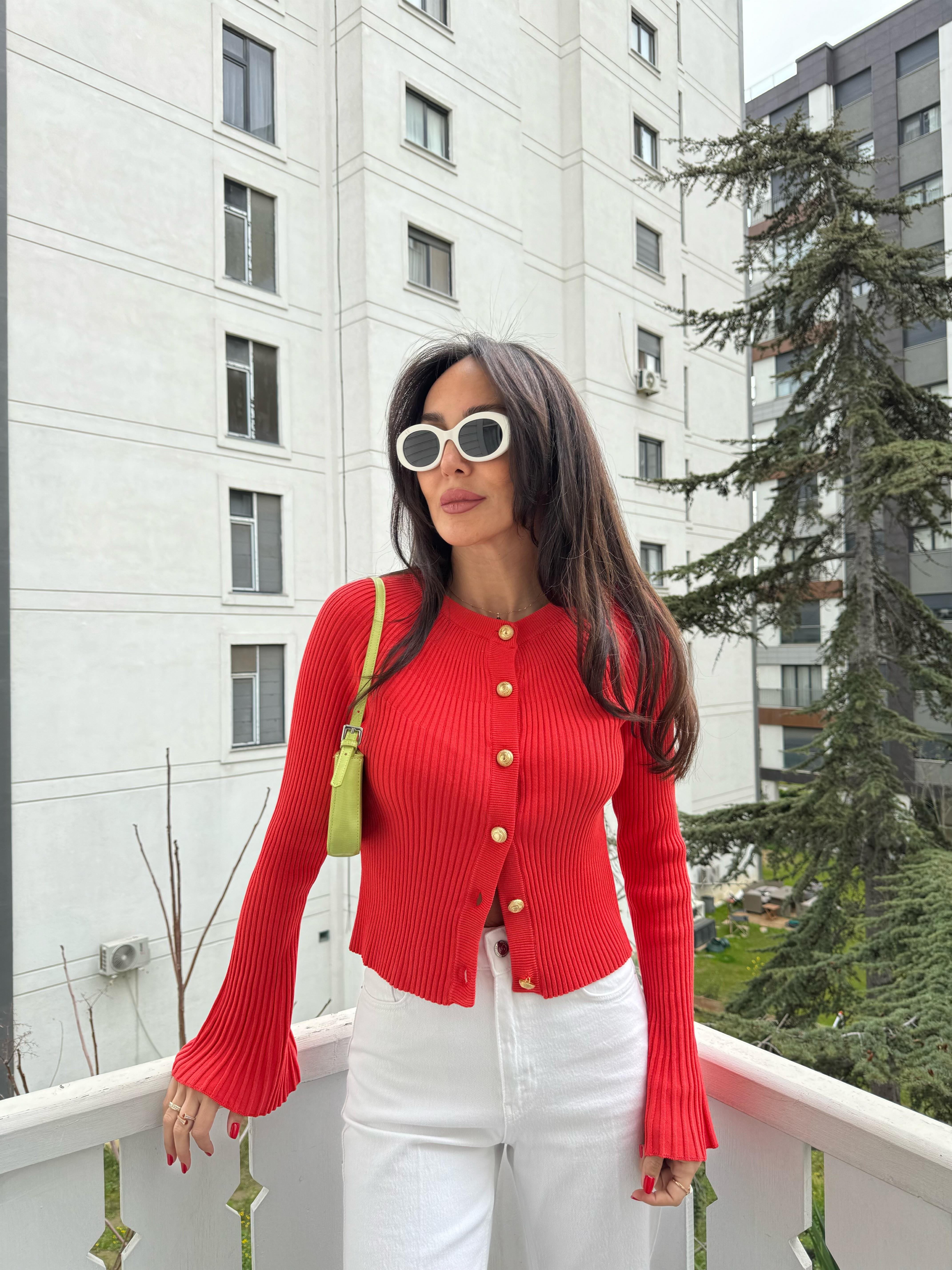 Nar Çiçeği Düğmeli İspanyol Kol Triko Hırka