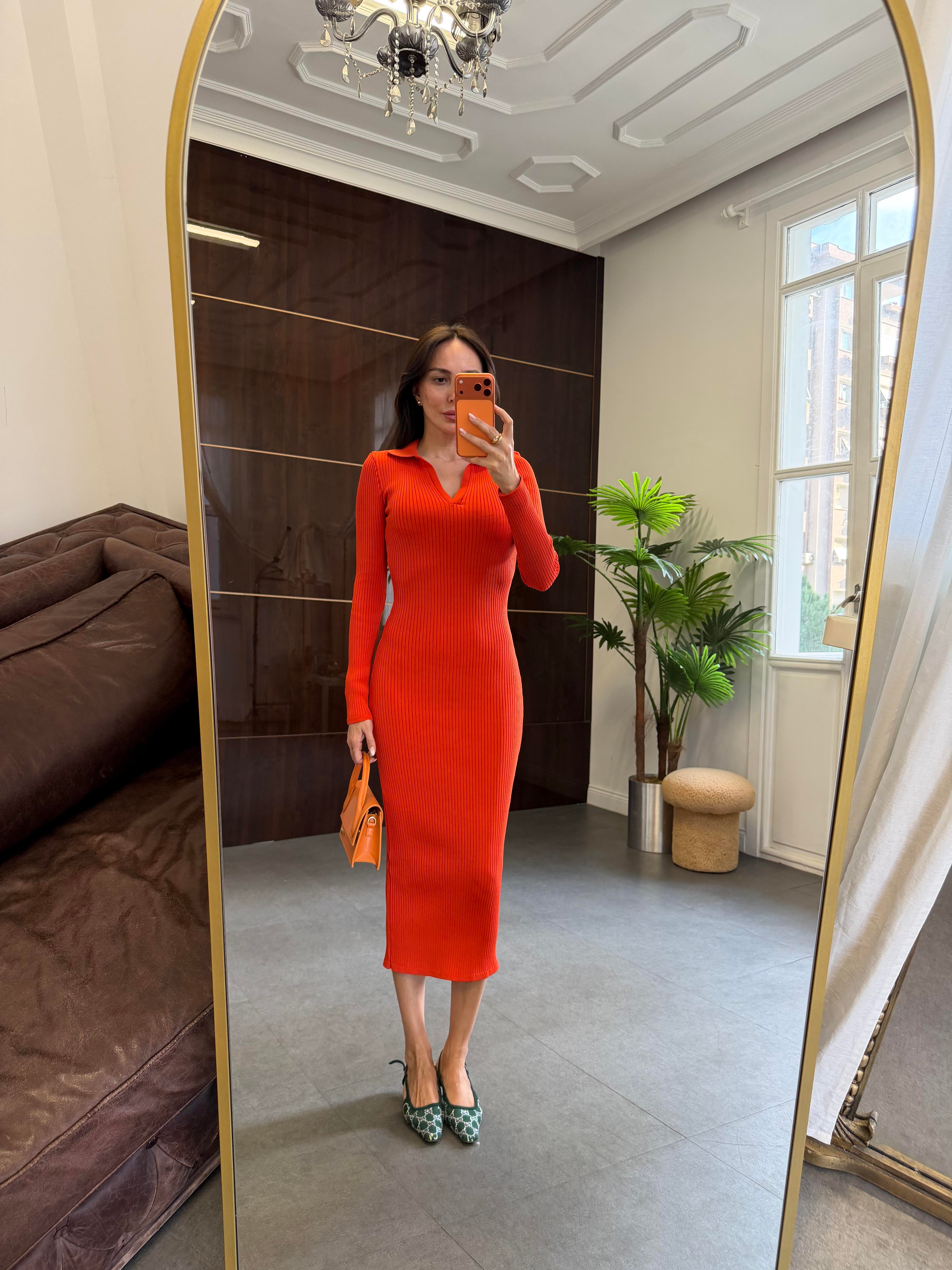 Oranj Uzun Kollu Polo Yaka Elbise