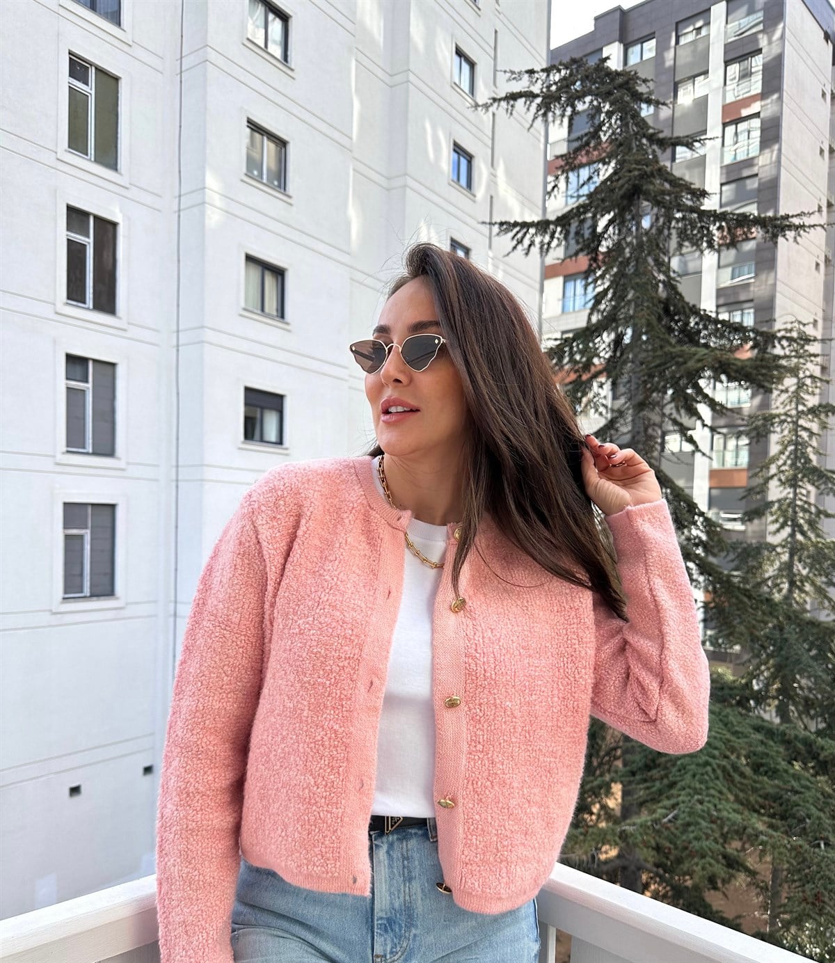 Pembe  Altın Renk Düğmeli Hırka