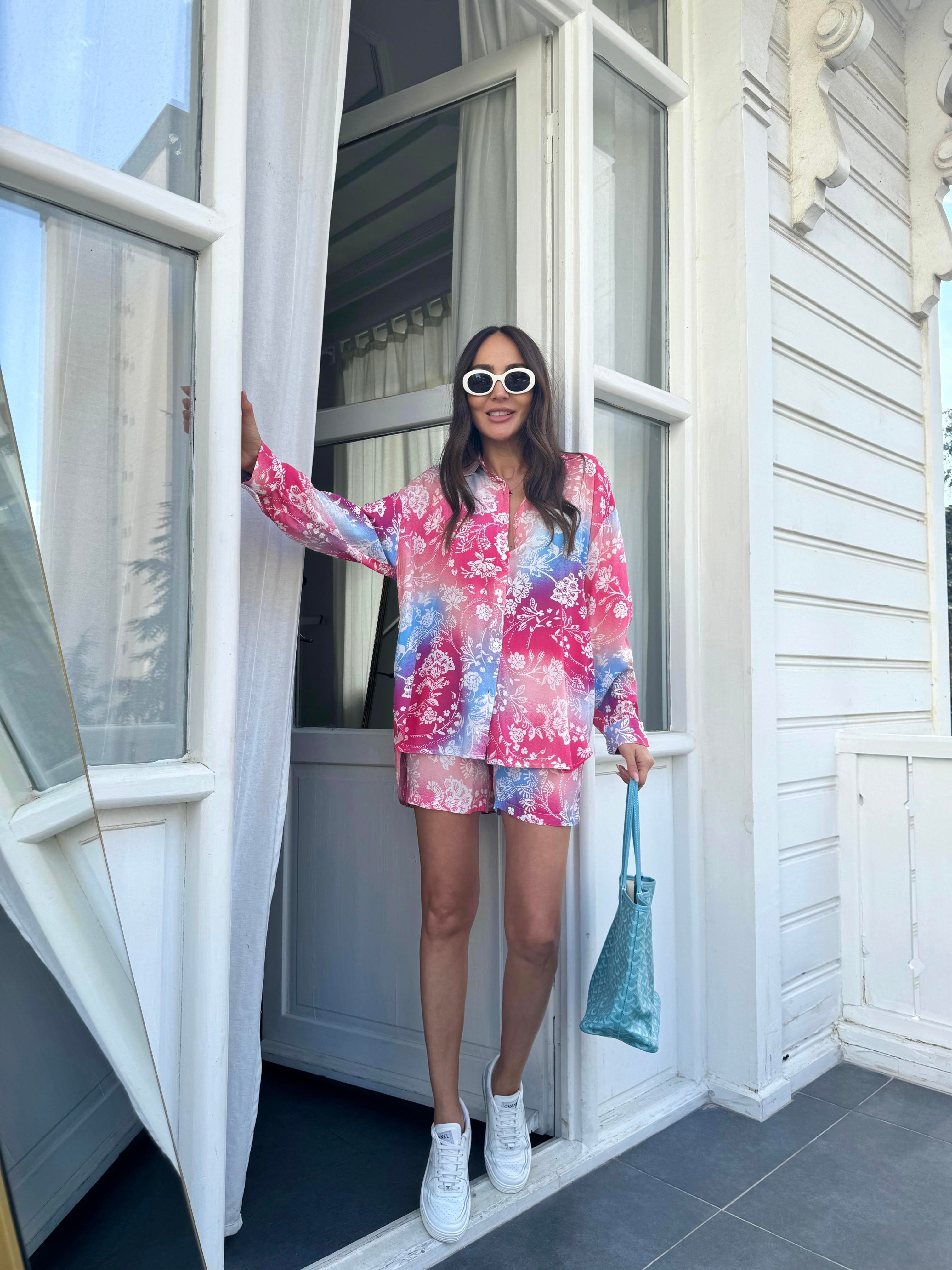 Pembe Desenli Takım