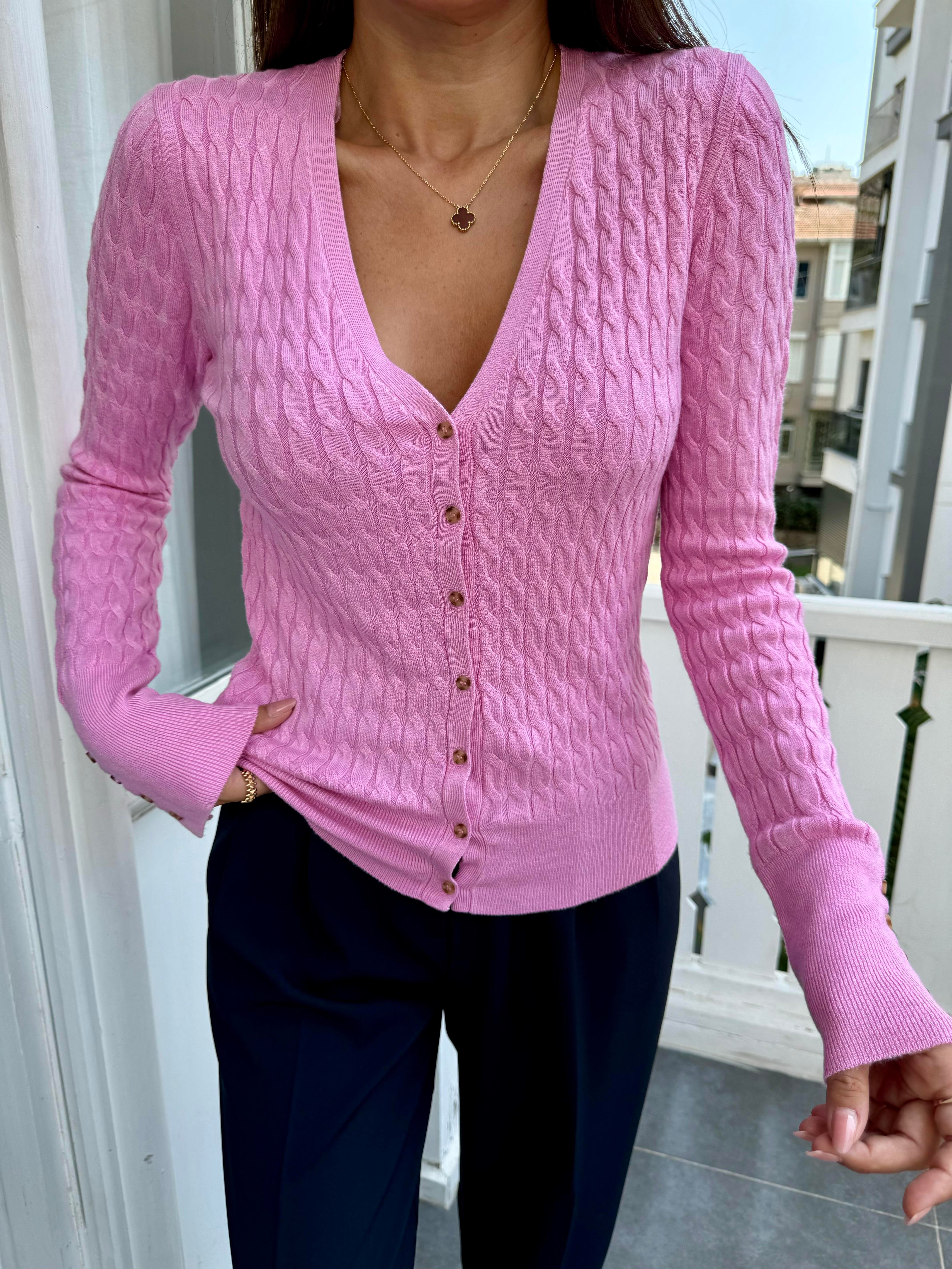 Pembe Kolları Düğmeli V Yaka Hırka