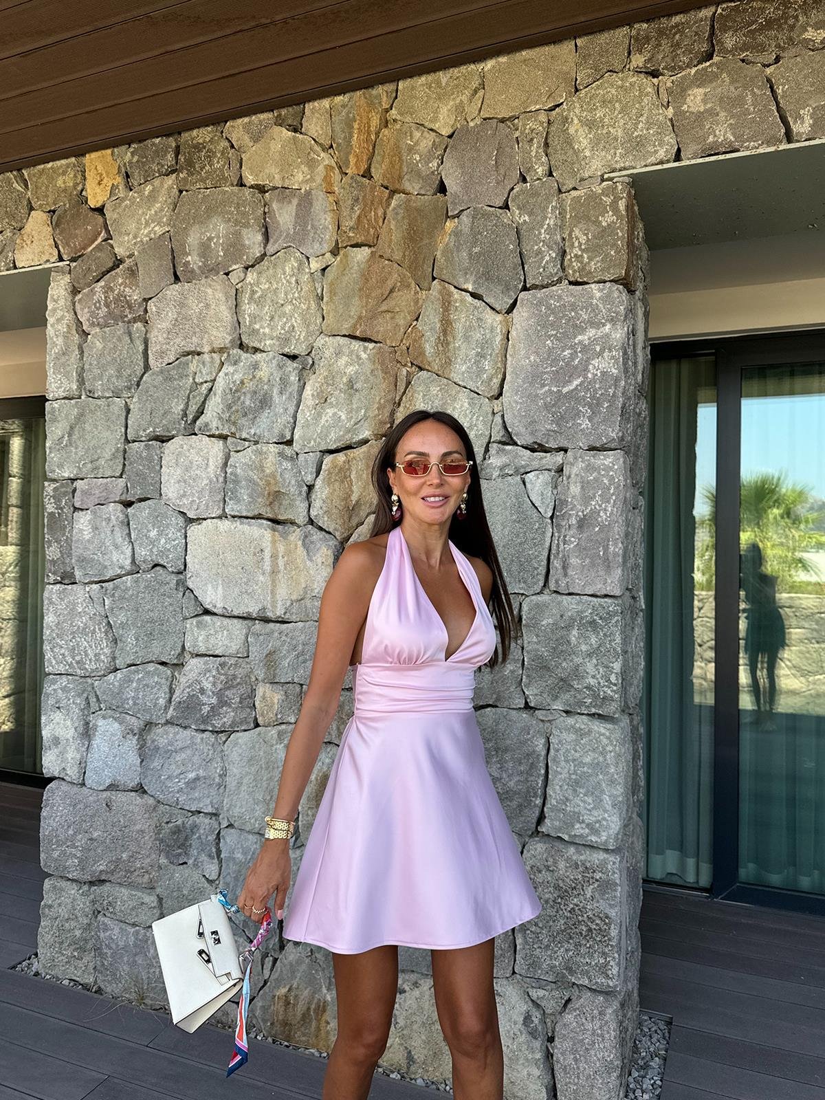 Pembe Sırt Dekolte Saten Elbise