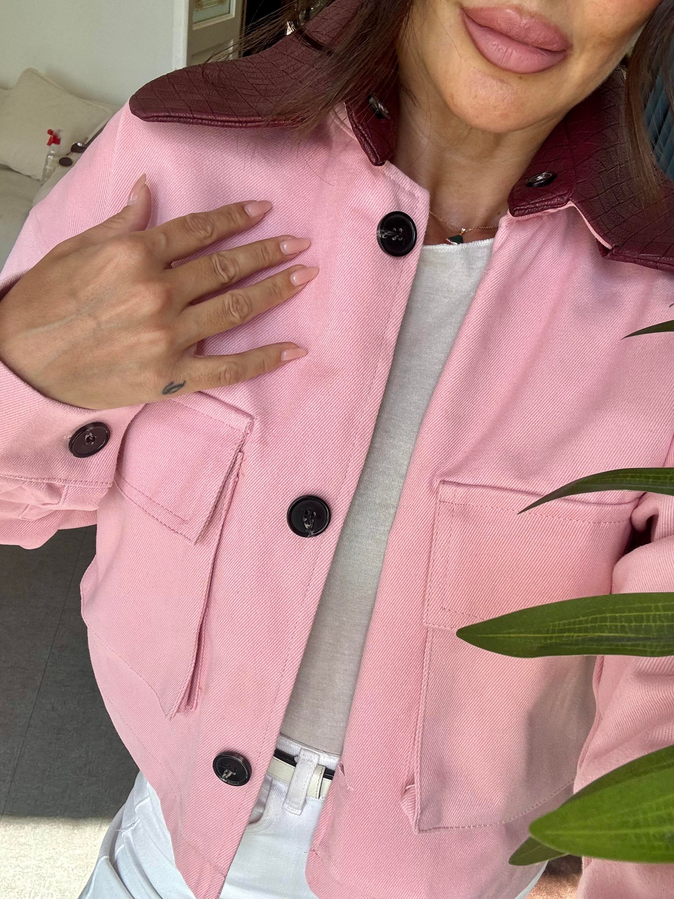 Pembe Yakası Derili Gabardin Ceket