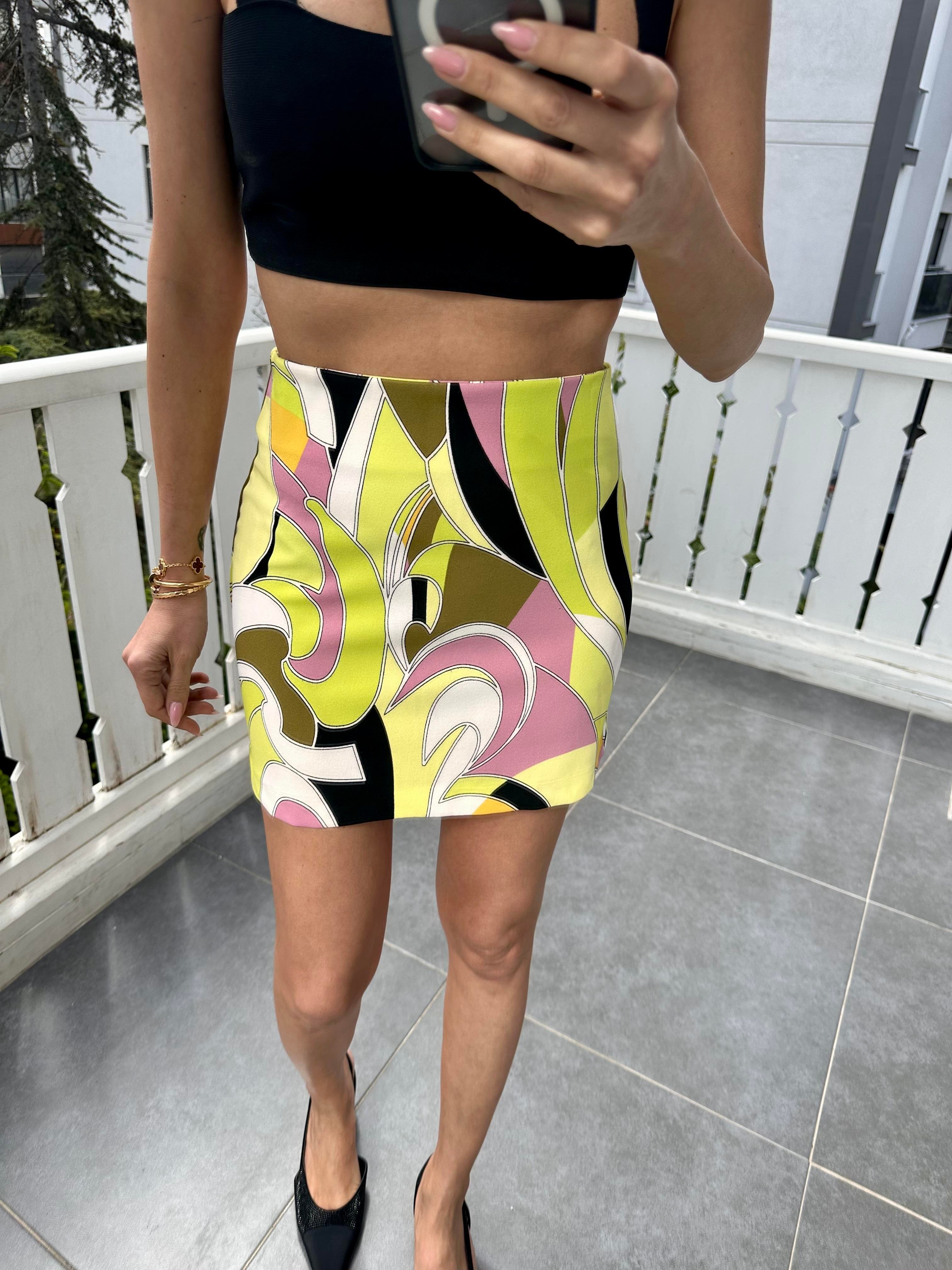 Sarı-Pembe Desenli Mini Etek