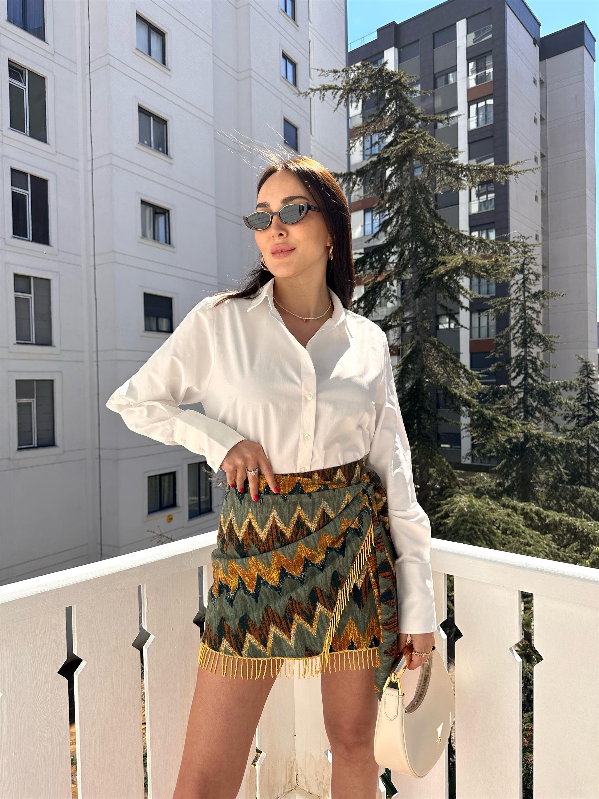 Sarı Püsküllü Kısa Etek
