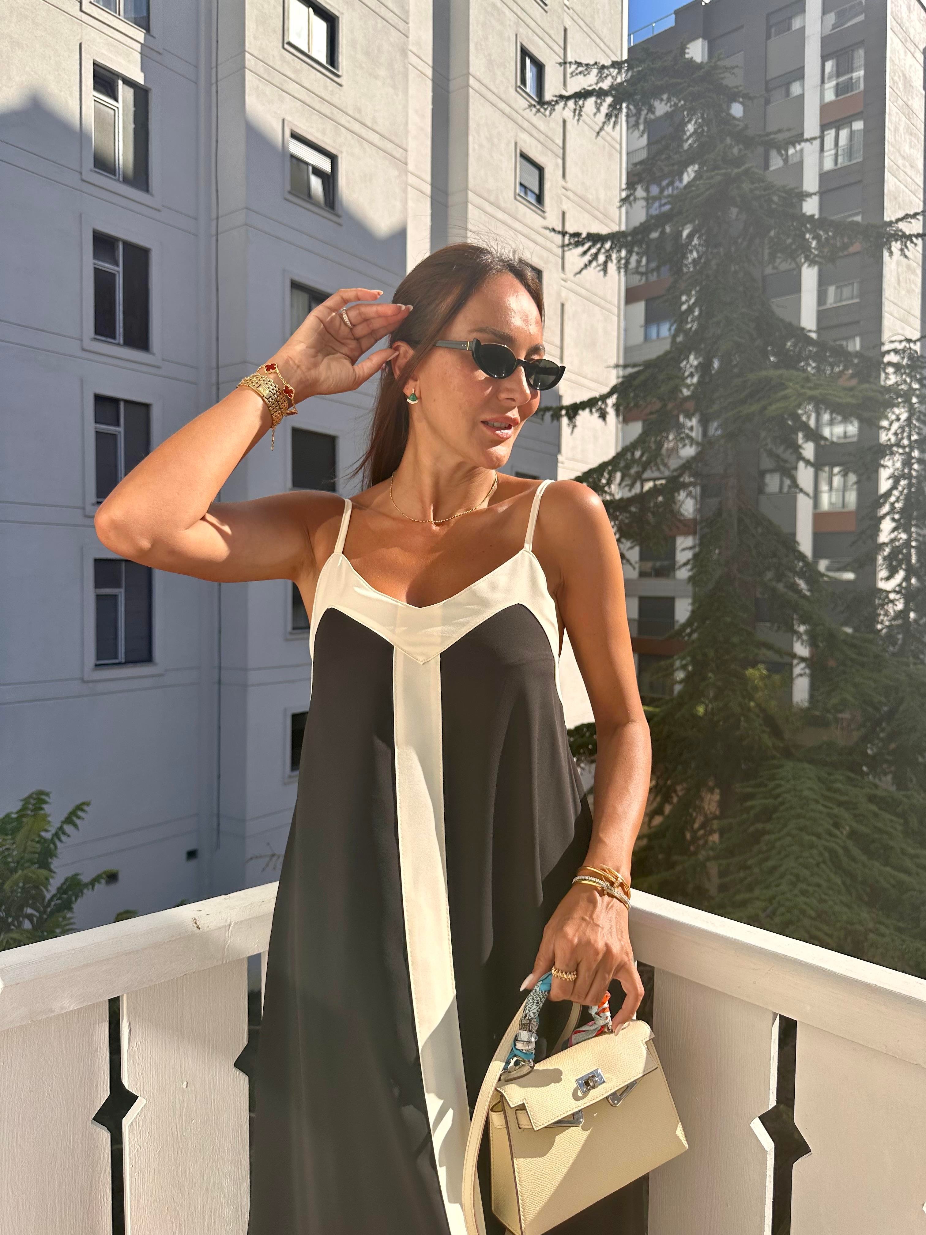 Siyah Asimetrik İp Askılı Elbise