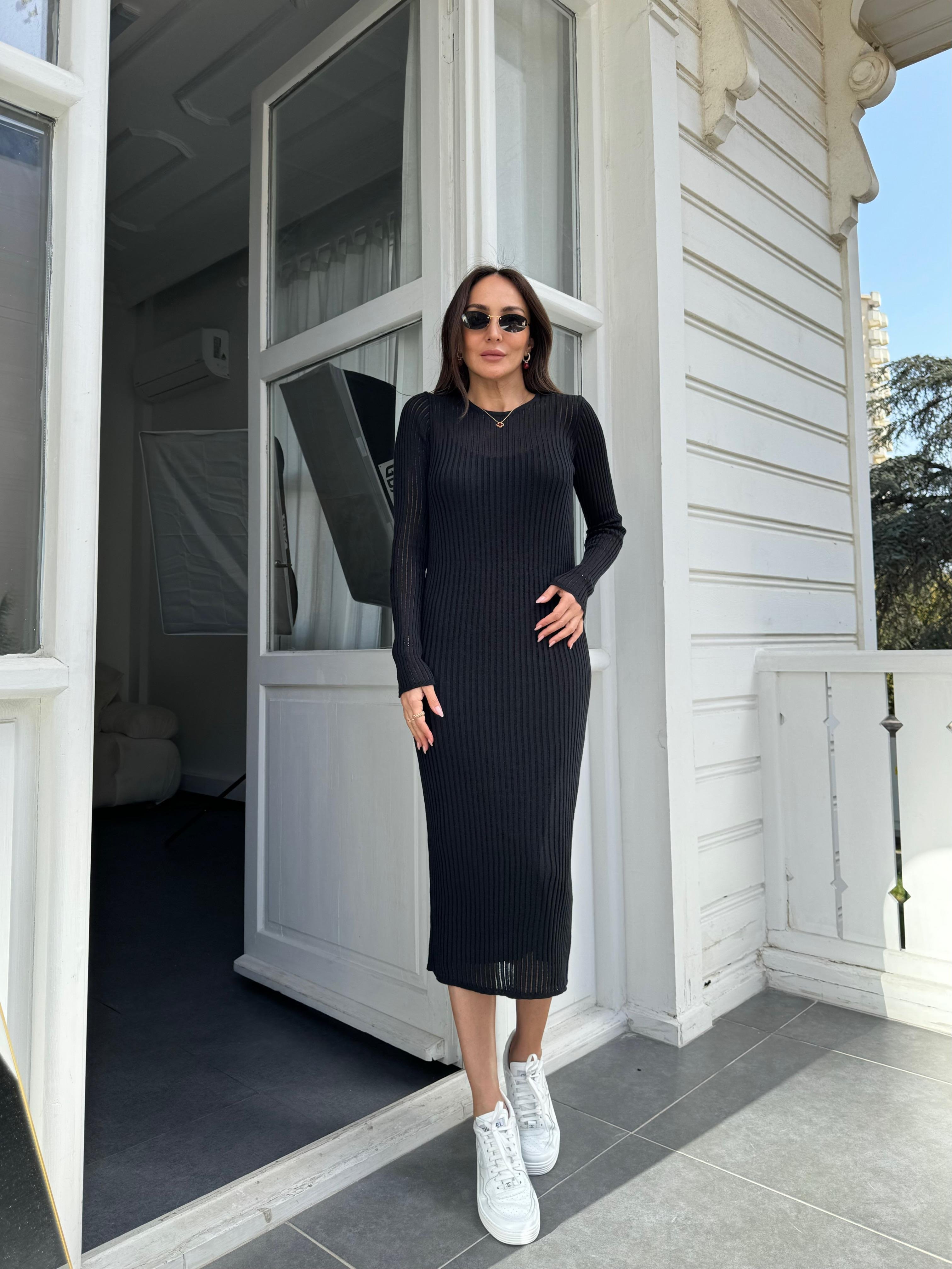 Siyah Astarlı Triko Elbise