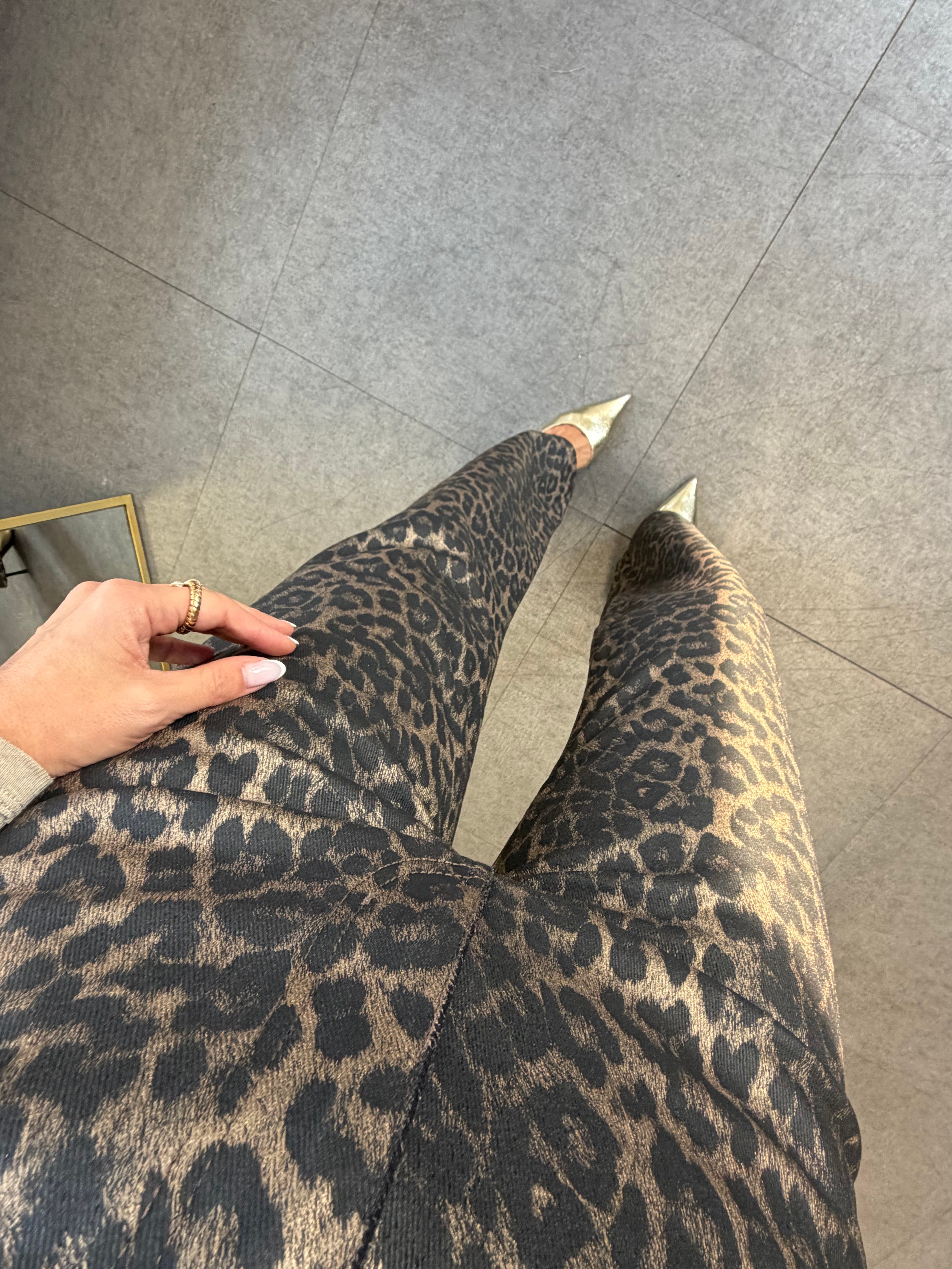 Siyah Benekli Leopar Wide-Leg Pantolon