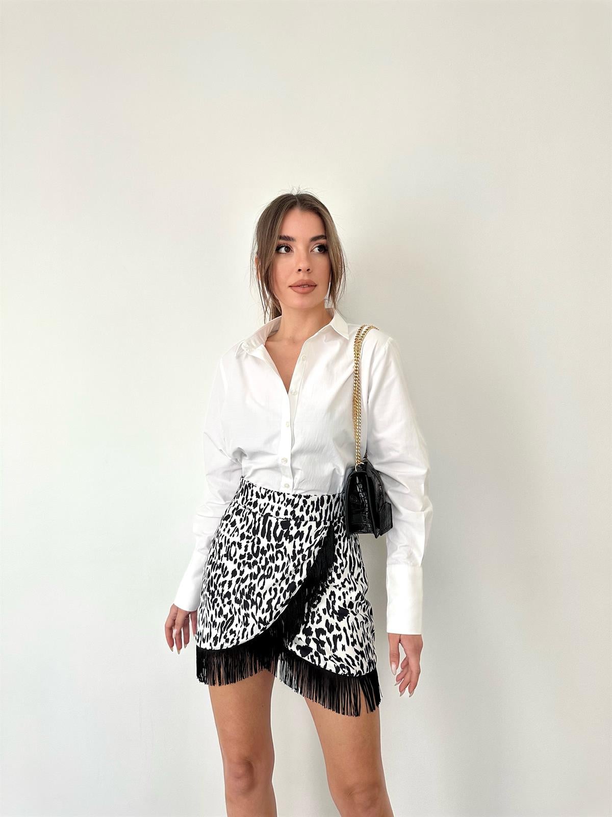Siyah-Beyaz  Püsküllü Mini Etek