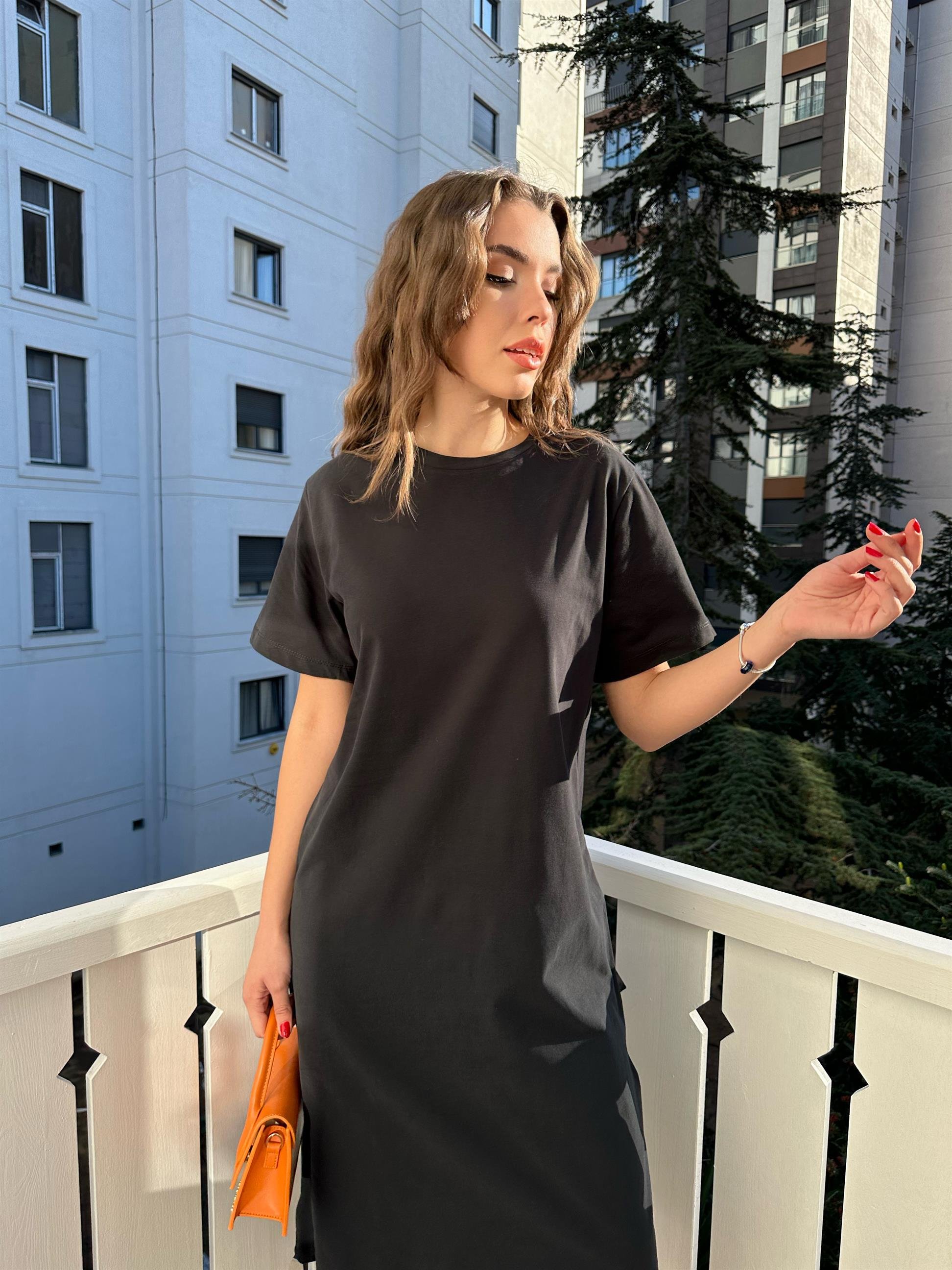 Siyah  Bisiklet Yaka Basic Elbise