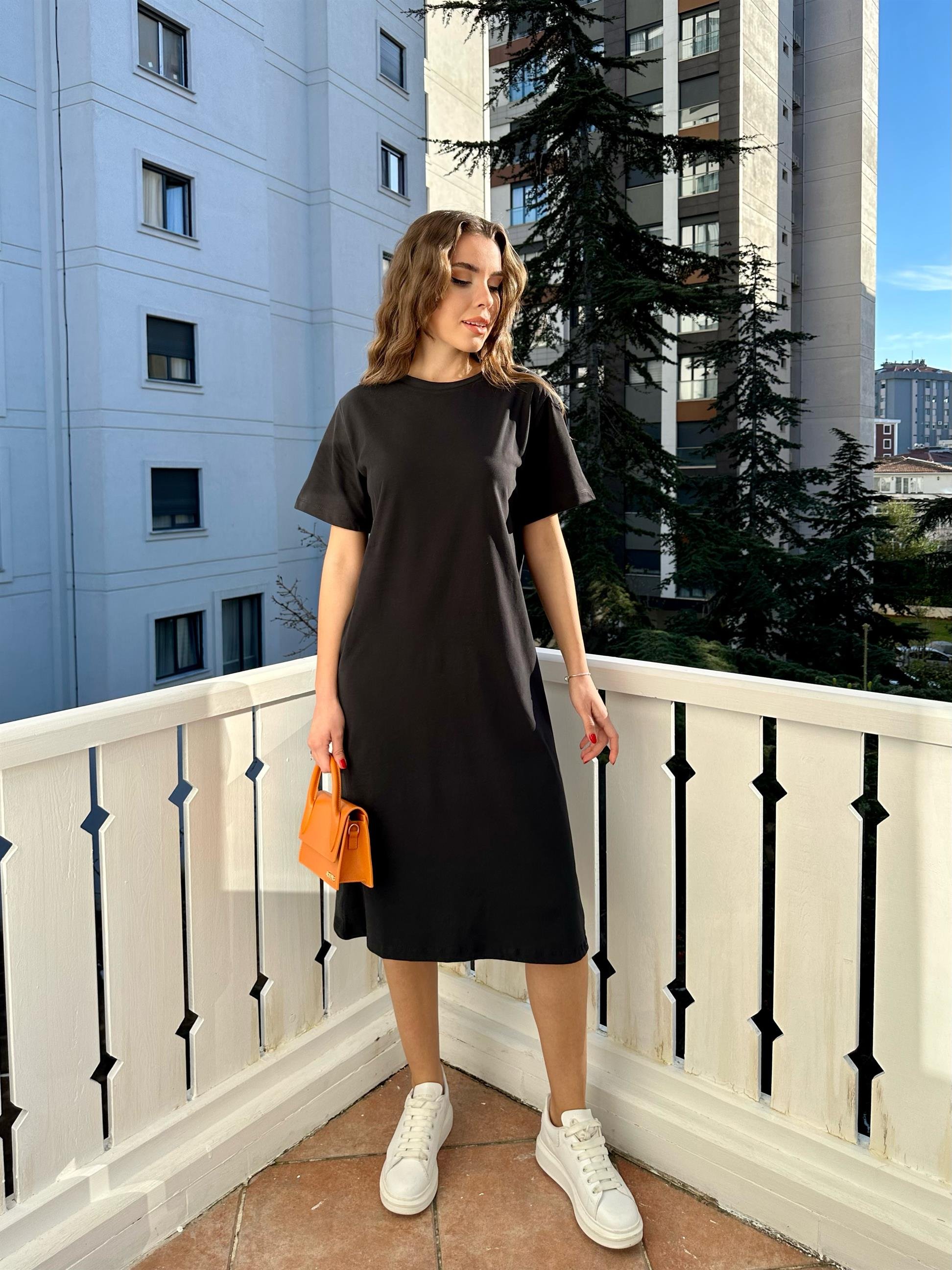 Siyah  Bisiklet Yaka Basic Elbise