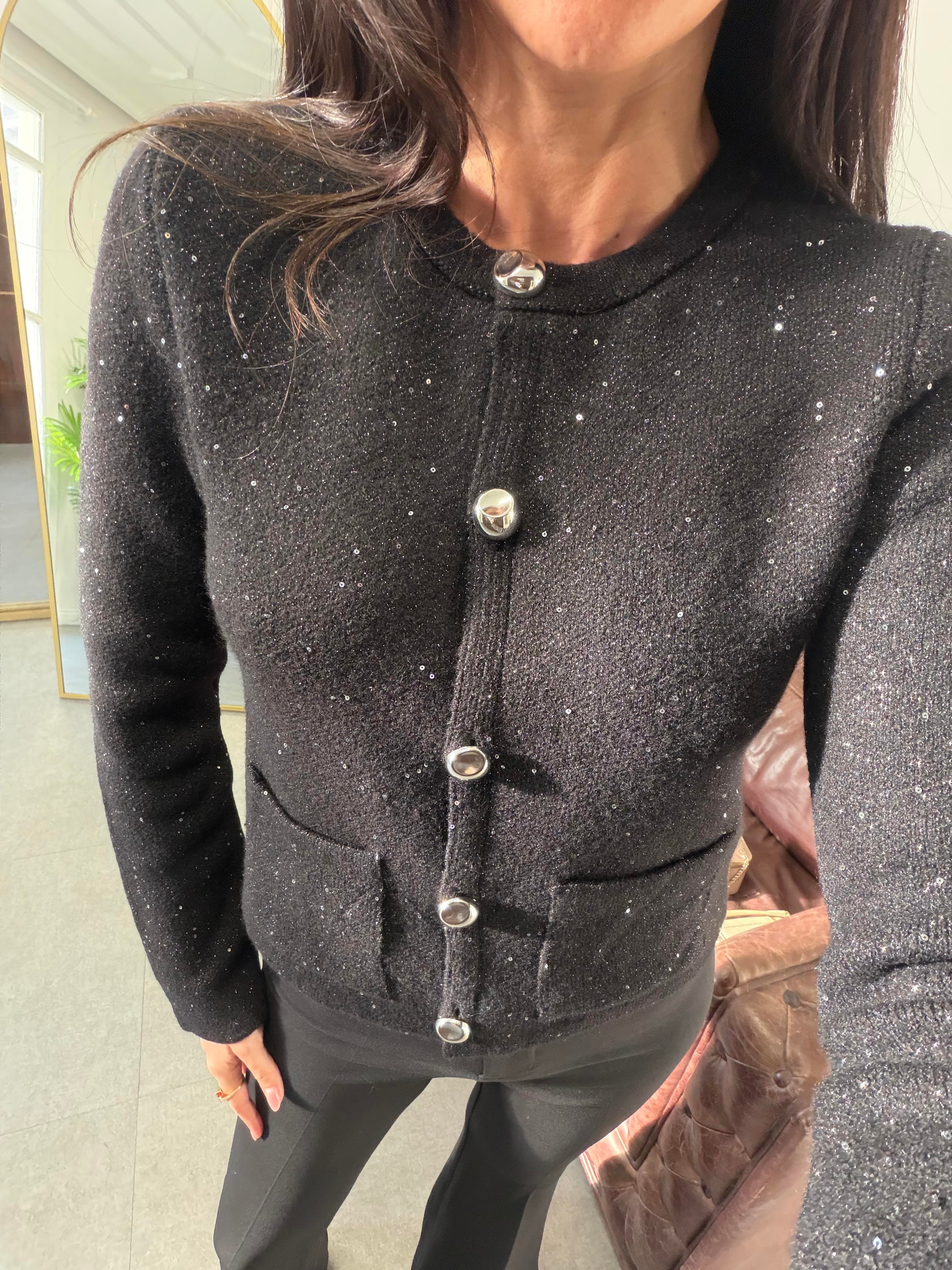 Siyah Bisiklet Yaka Pullu Simli Düğmeli Triko Hırka