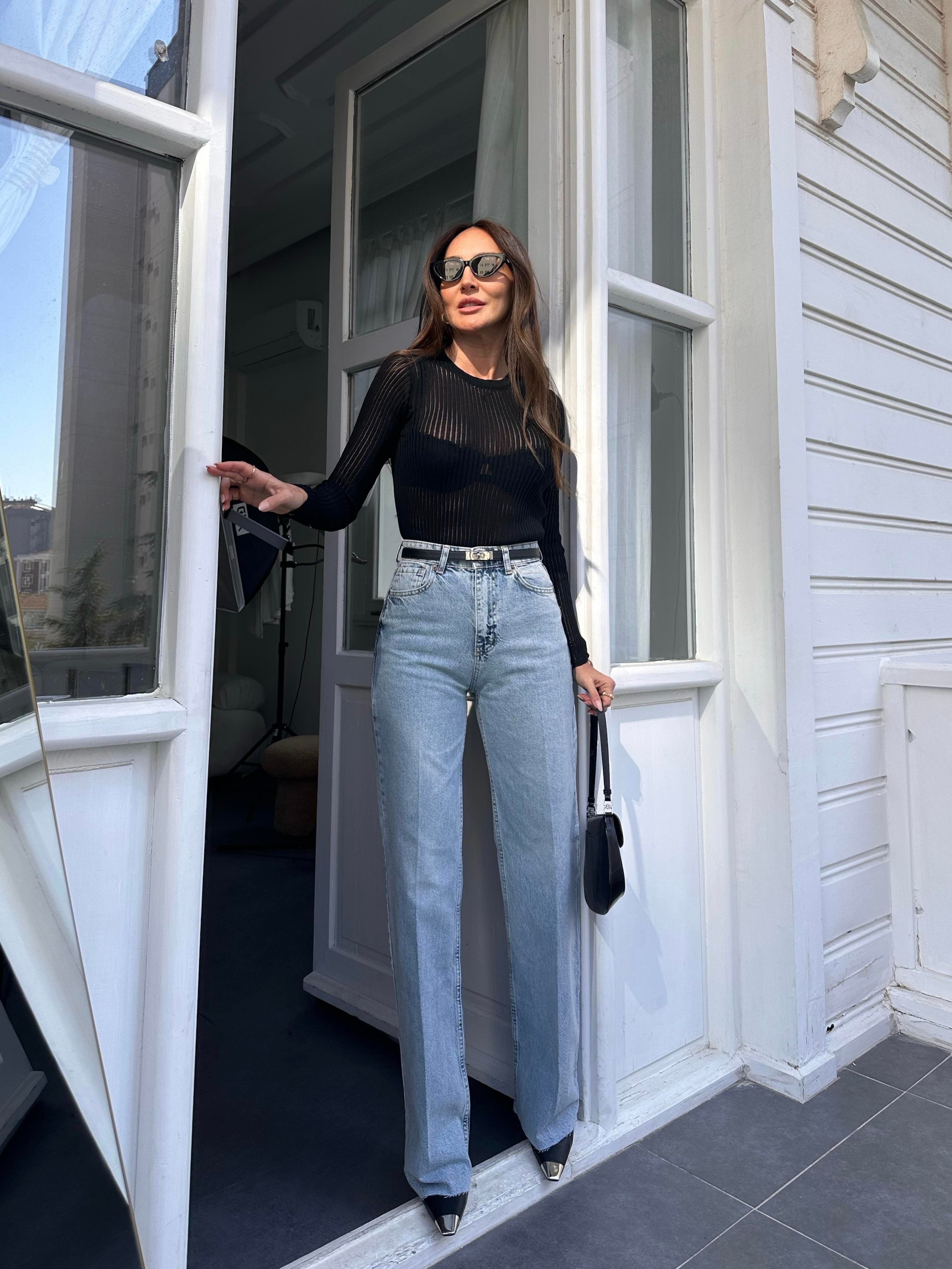 Siyah Bisiklet Yaka Transparan Triko