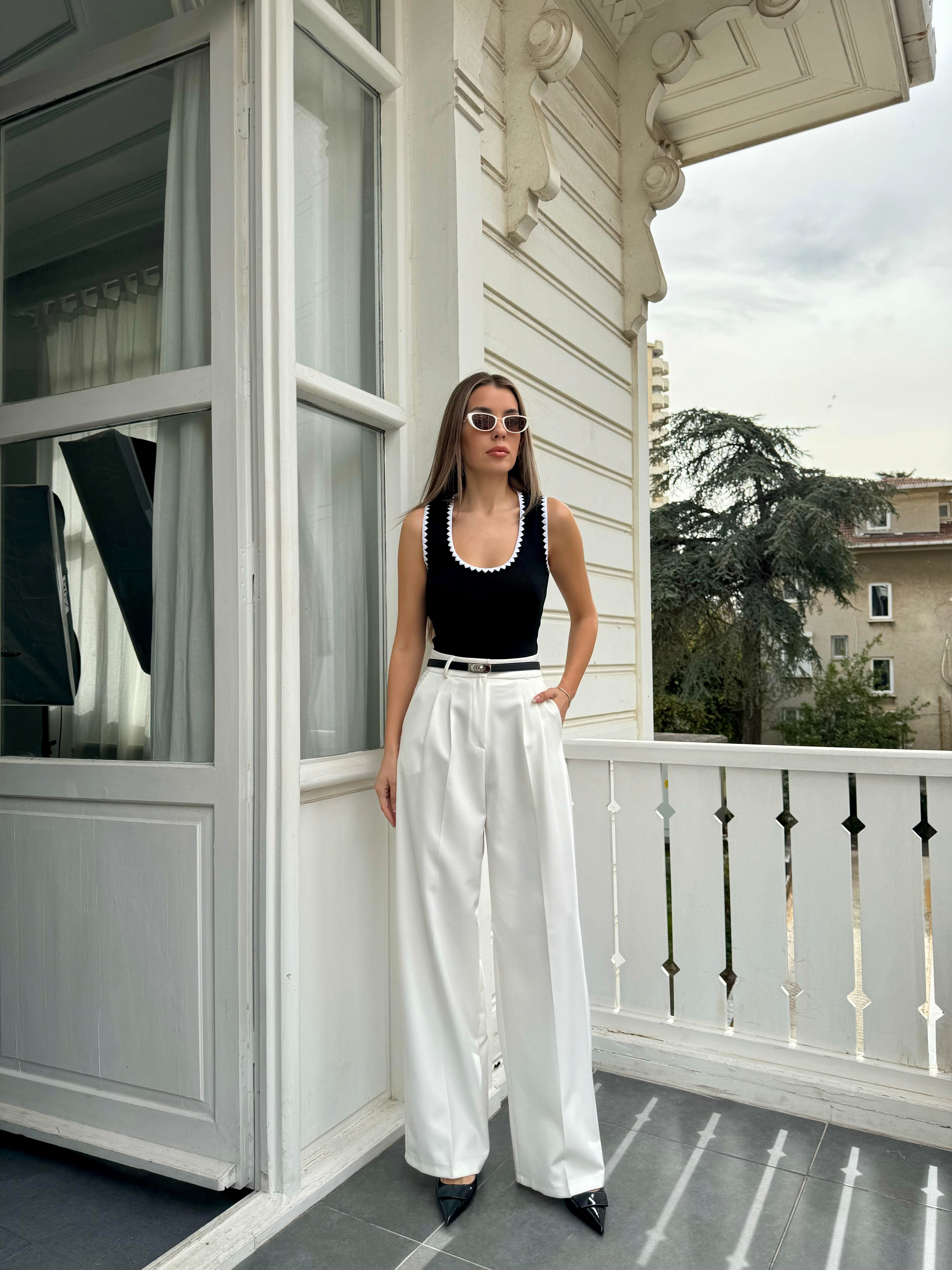 Siyah Biyeli Çelik Örme Atlet