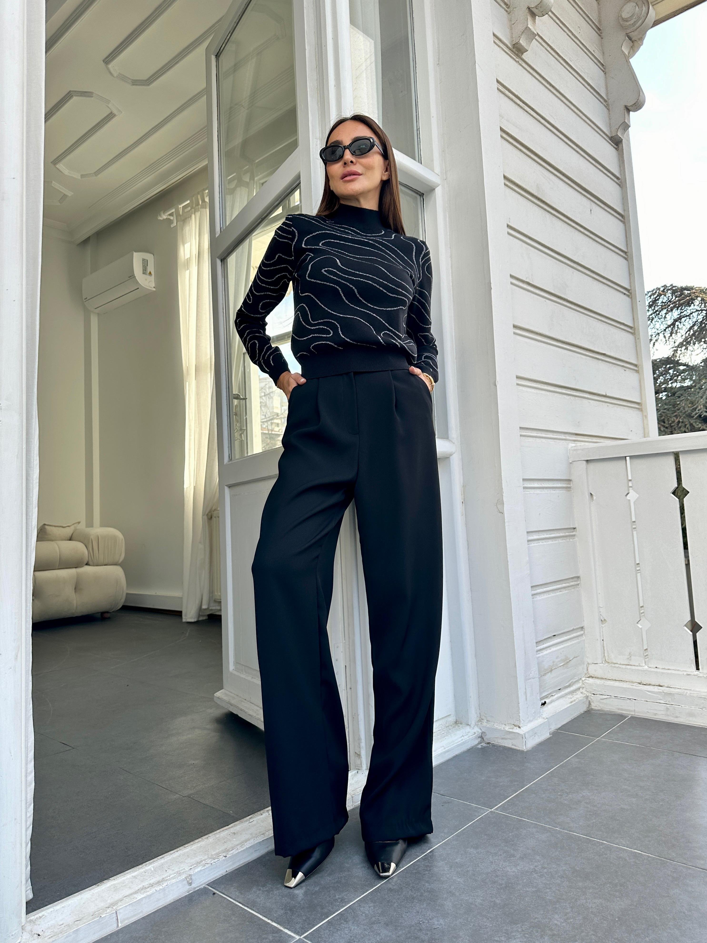 Siyah Bsiklet Yaka Simli Kazak