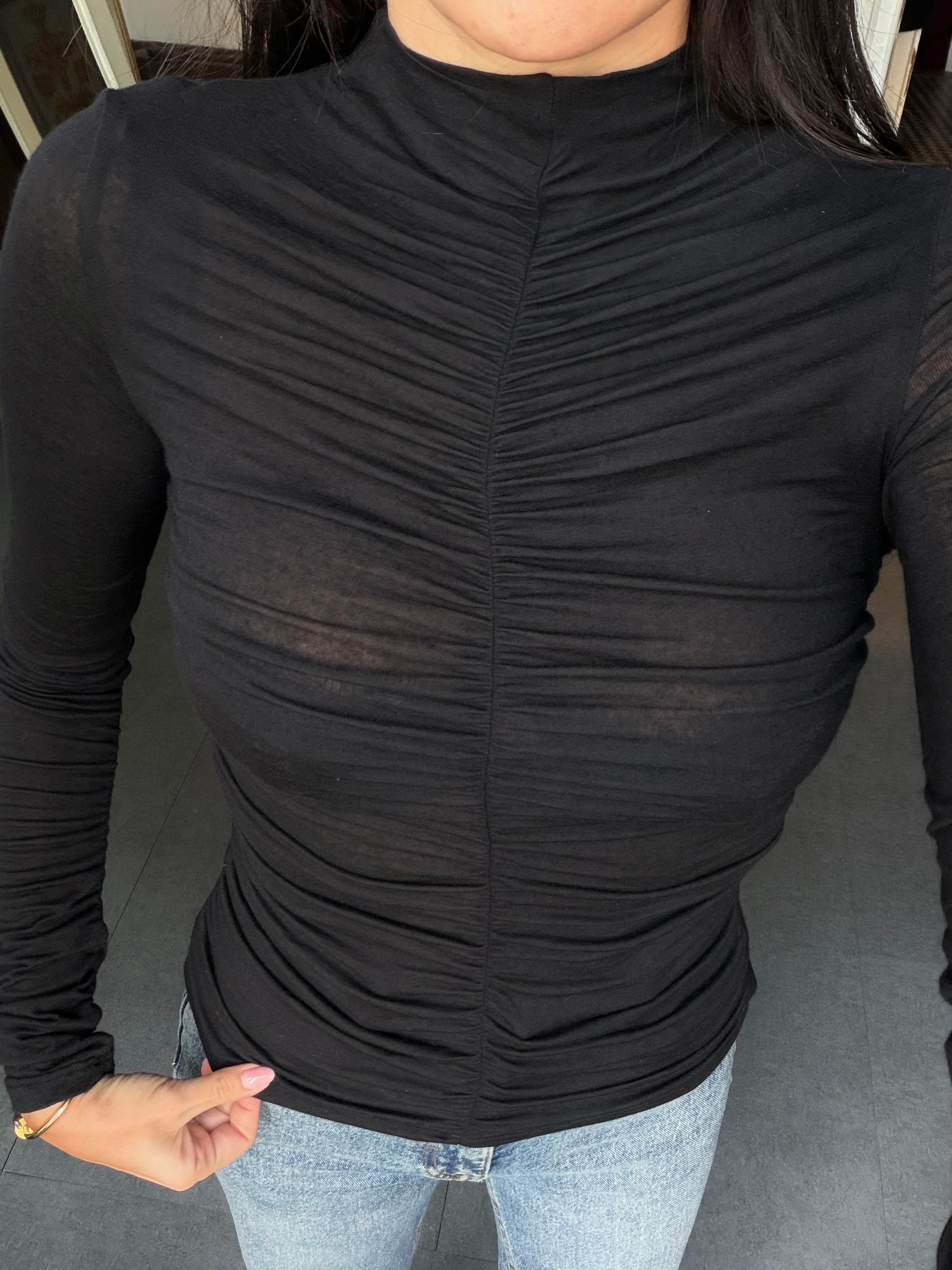 Siyah Büzgülü Kaşmir Bluz