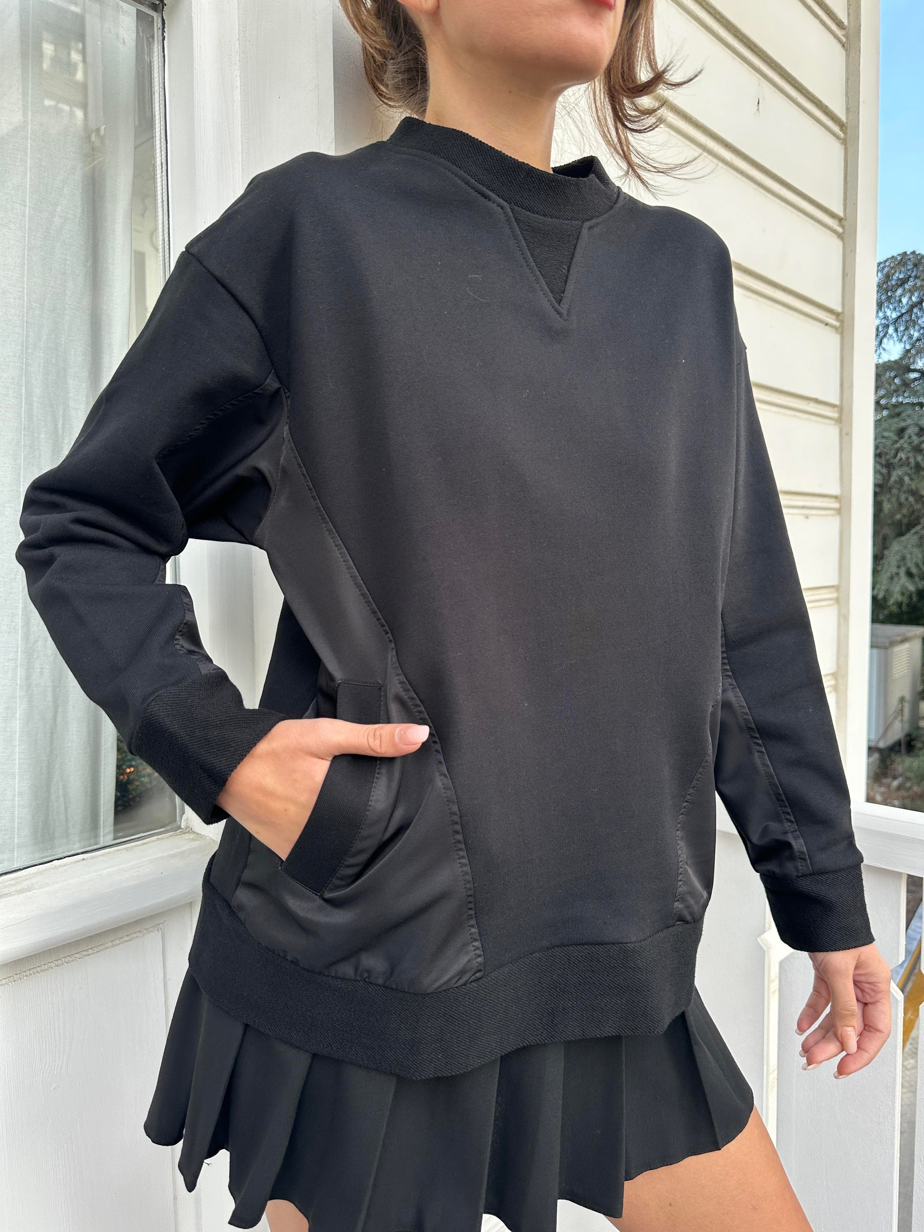 Siyah Cepli Sweatshirt