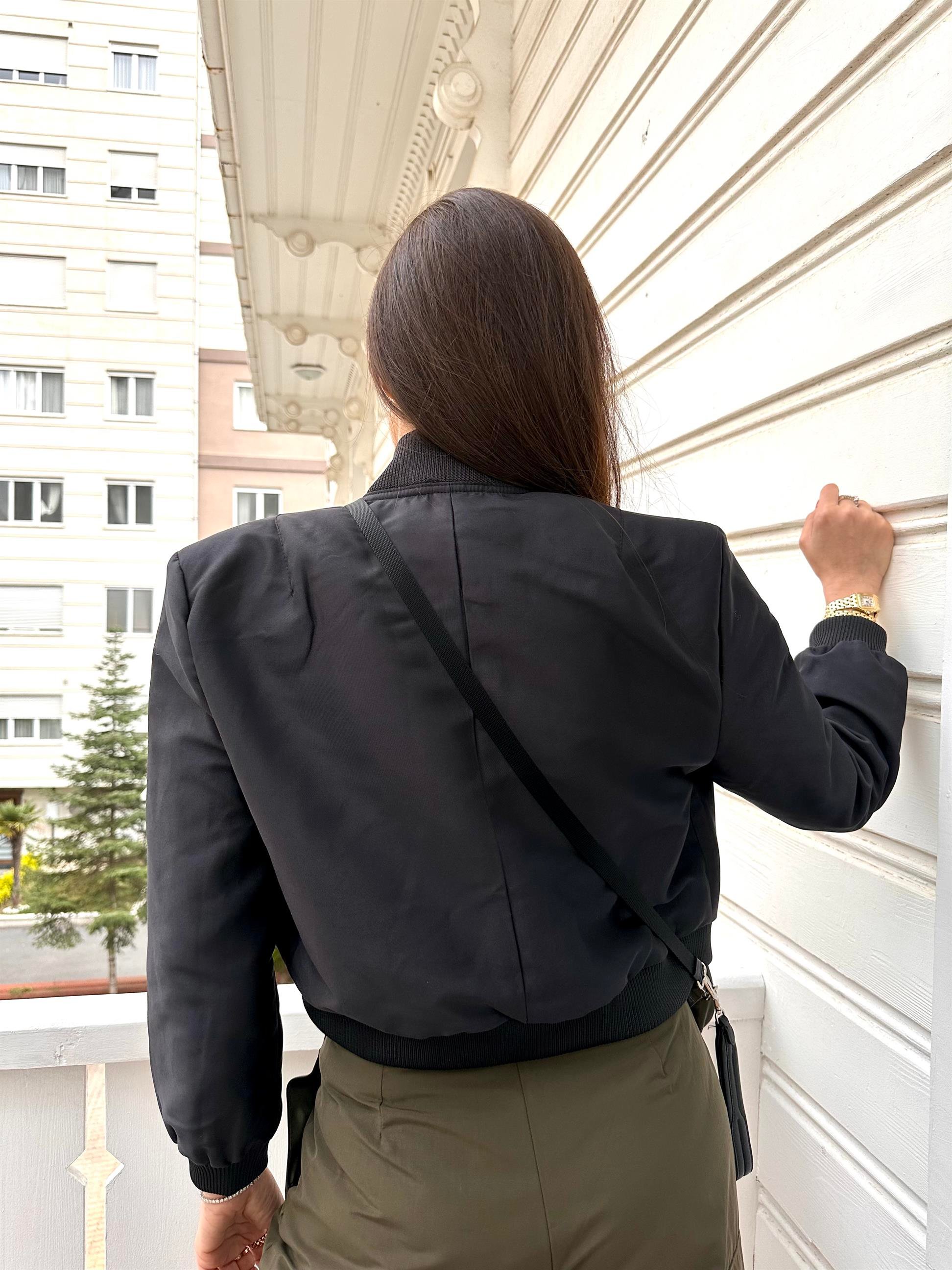 Siyah  Çift Cepli Bomber Ceket