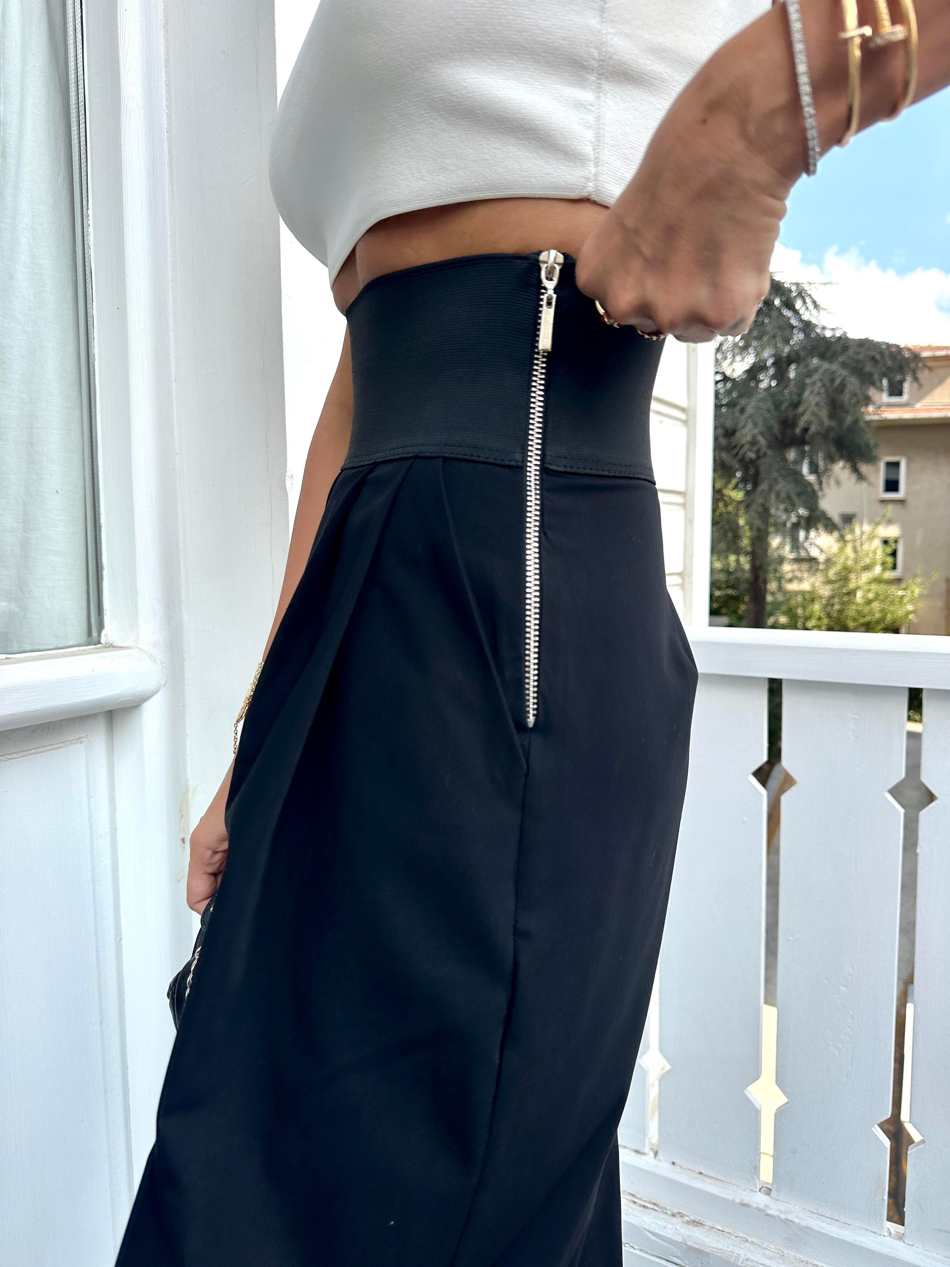 Siyah Geniş Lastik Detaylı Pantolon